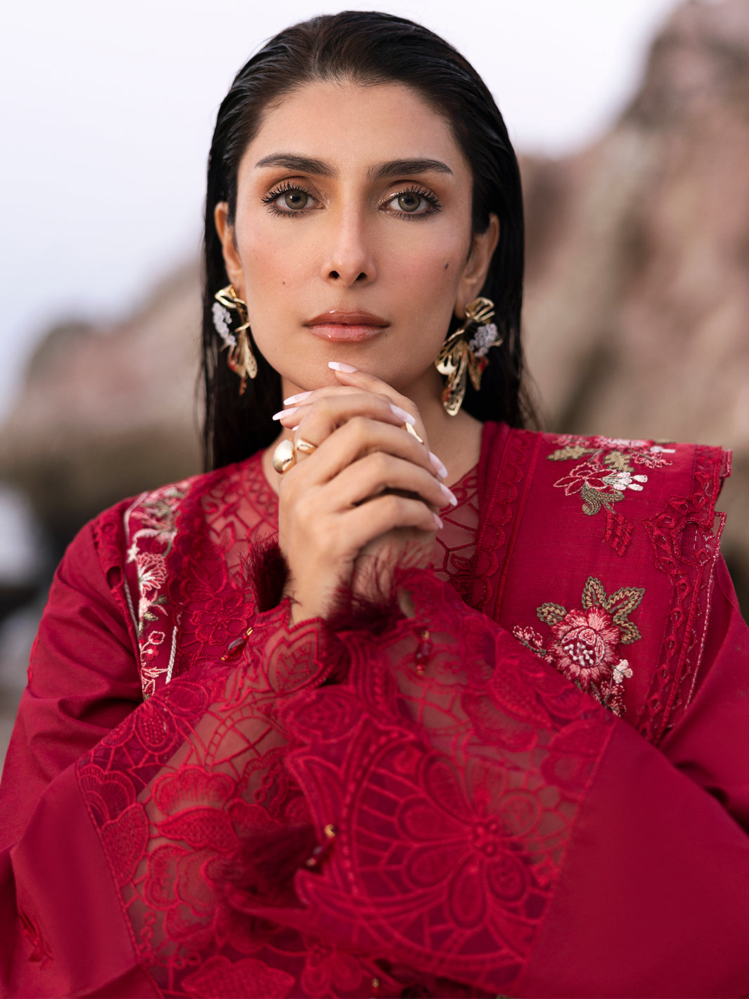 Mahnur | Sirena Luxury Lawn 25 | Scarlett - Riwayat-e-Khas