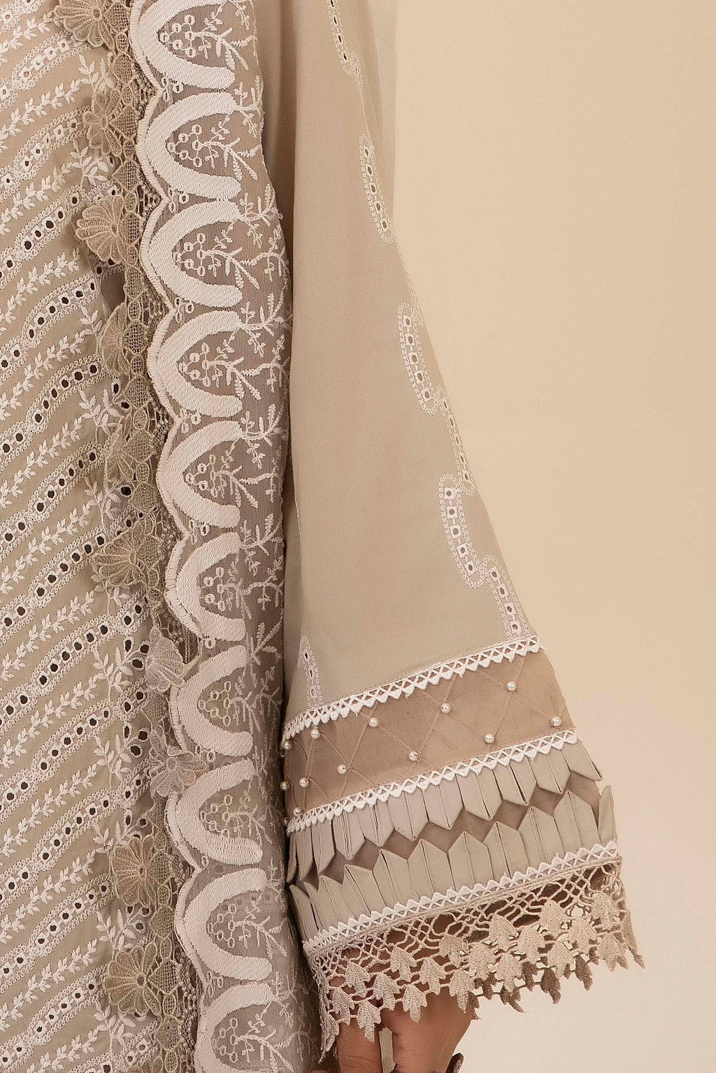 Adans Libas | Chikankari Lawn | CHIKANKARI LAWN-19 - 4