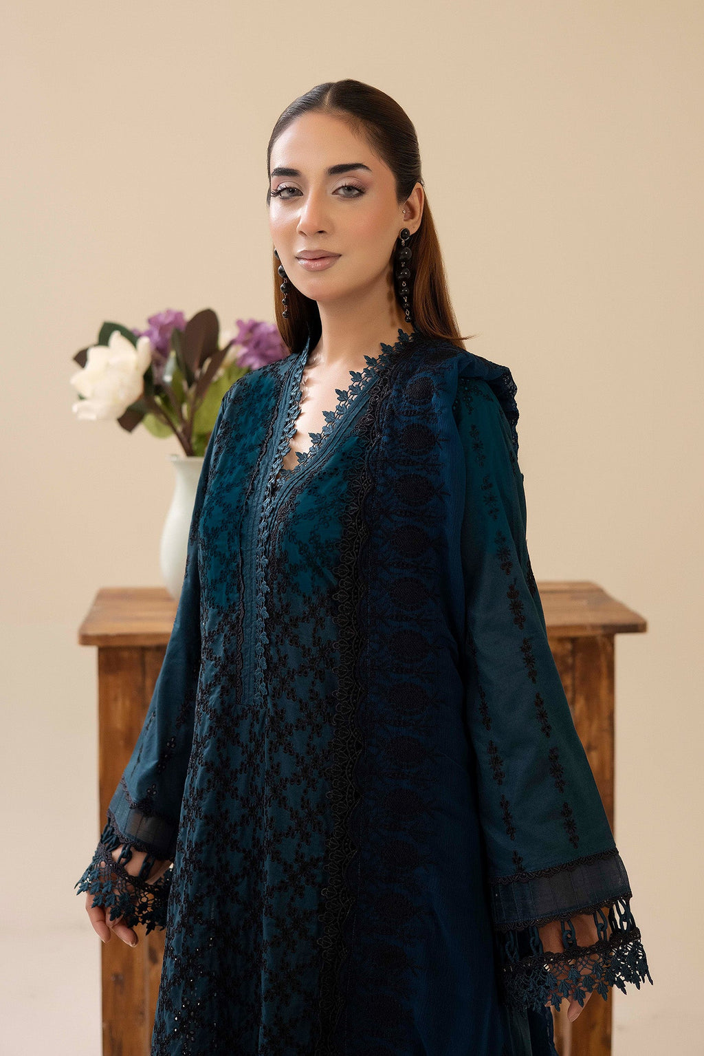 Adans Libas | Chikankari Lawn | CHIKANKARI LAWN-05 - 4