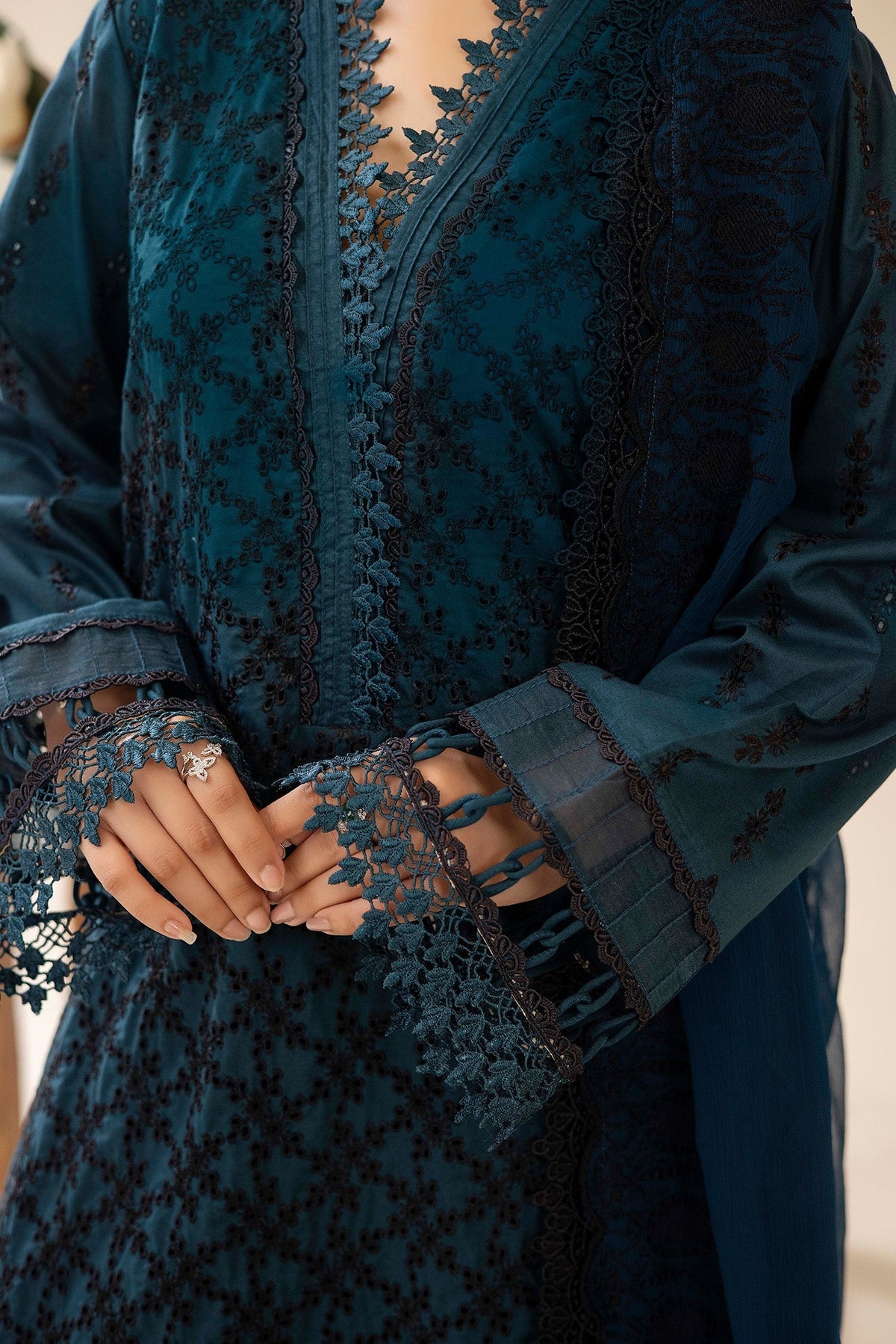 Adans Libas | Chikankari Lawn | CHIKANKARI LAWN-05 - 3