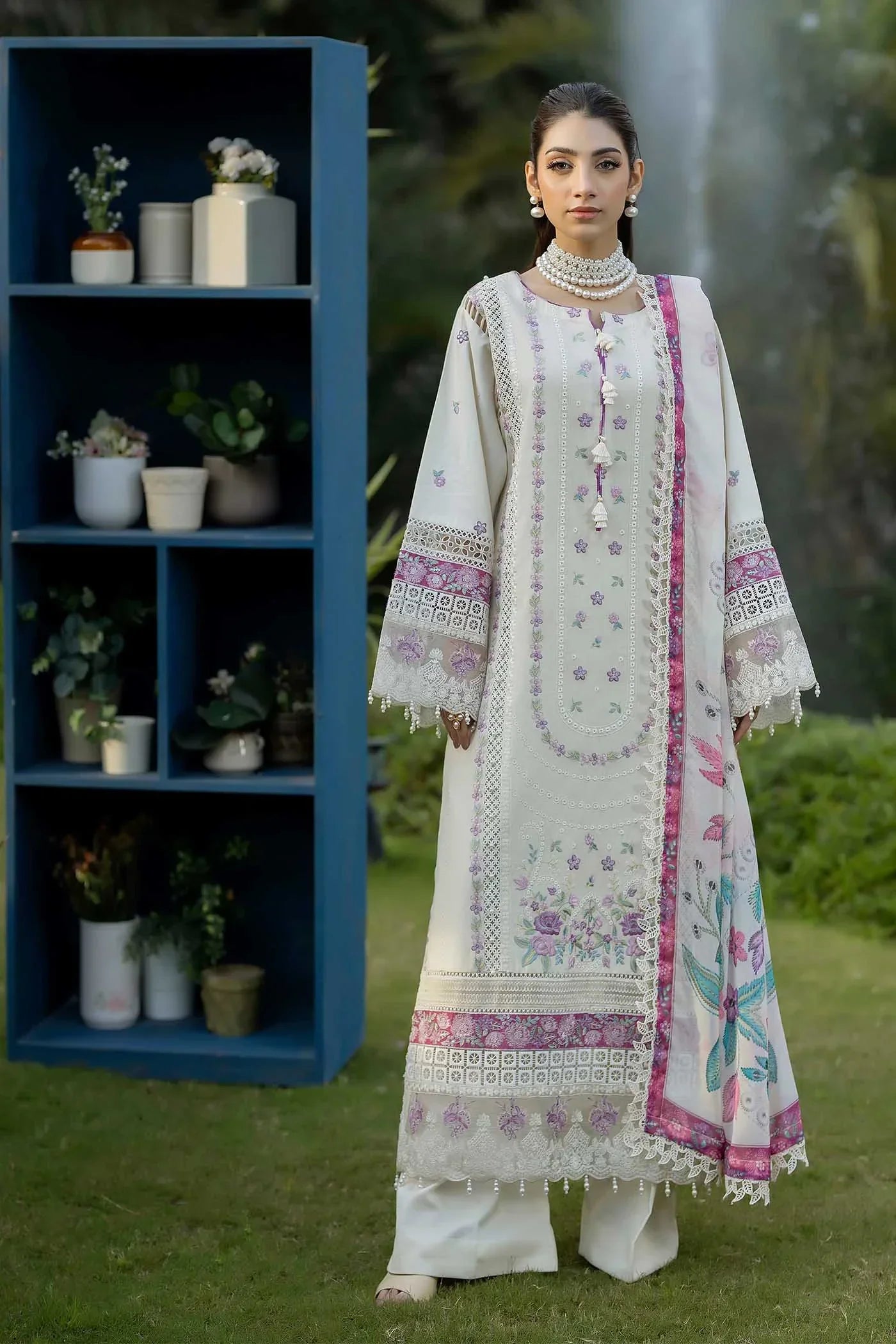 Adans Libas | SERENE LUXURY LAWN | SERENE 1742