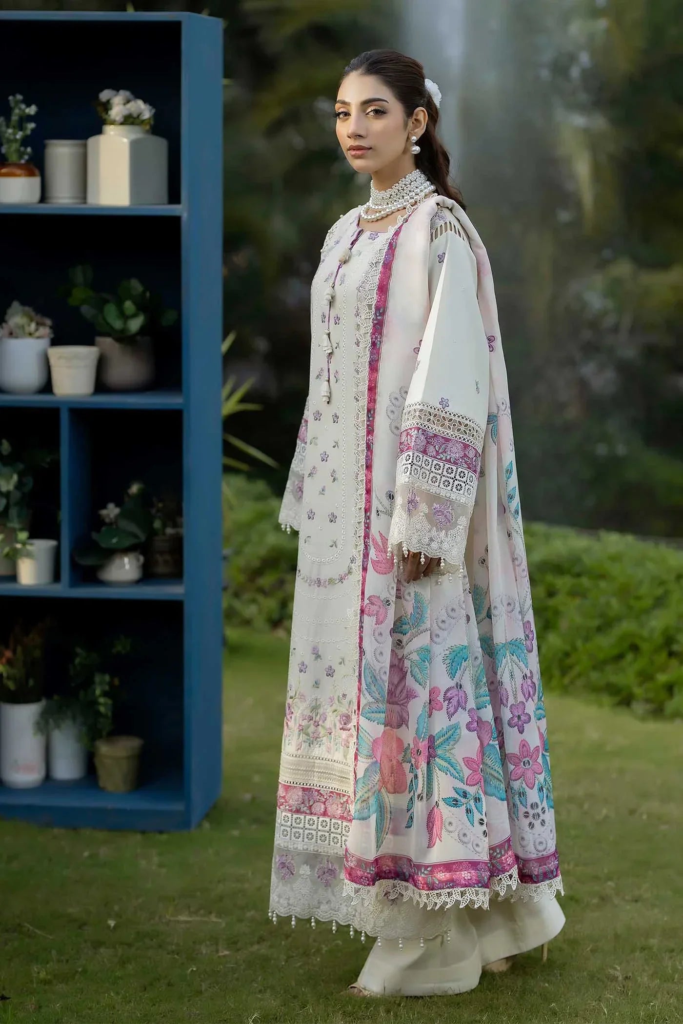 Adans Libas | SERENE LUXURY LAWN | SERENE 1742