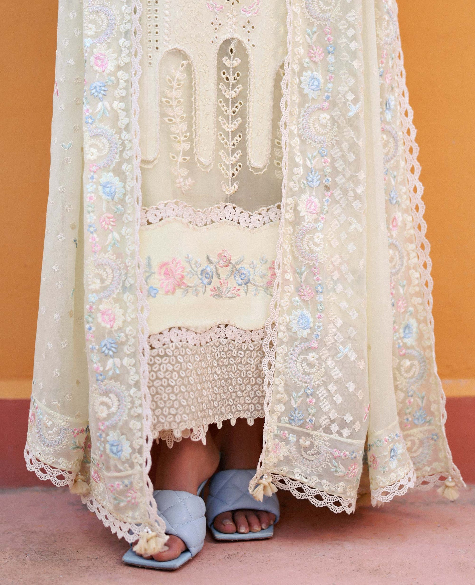 Republic Womenswear | Embroidered Pret 26 | Serenite