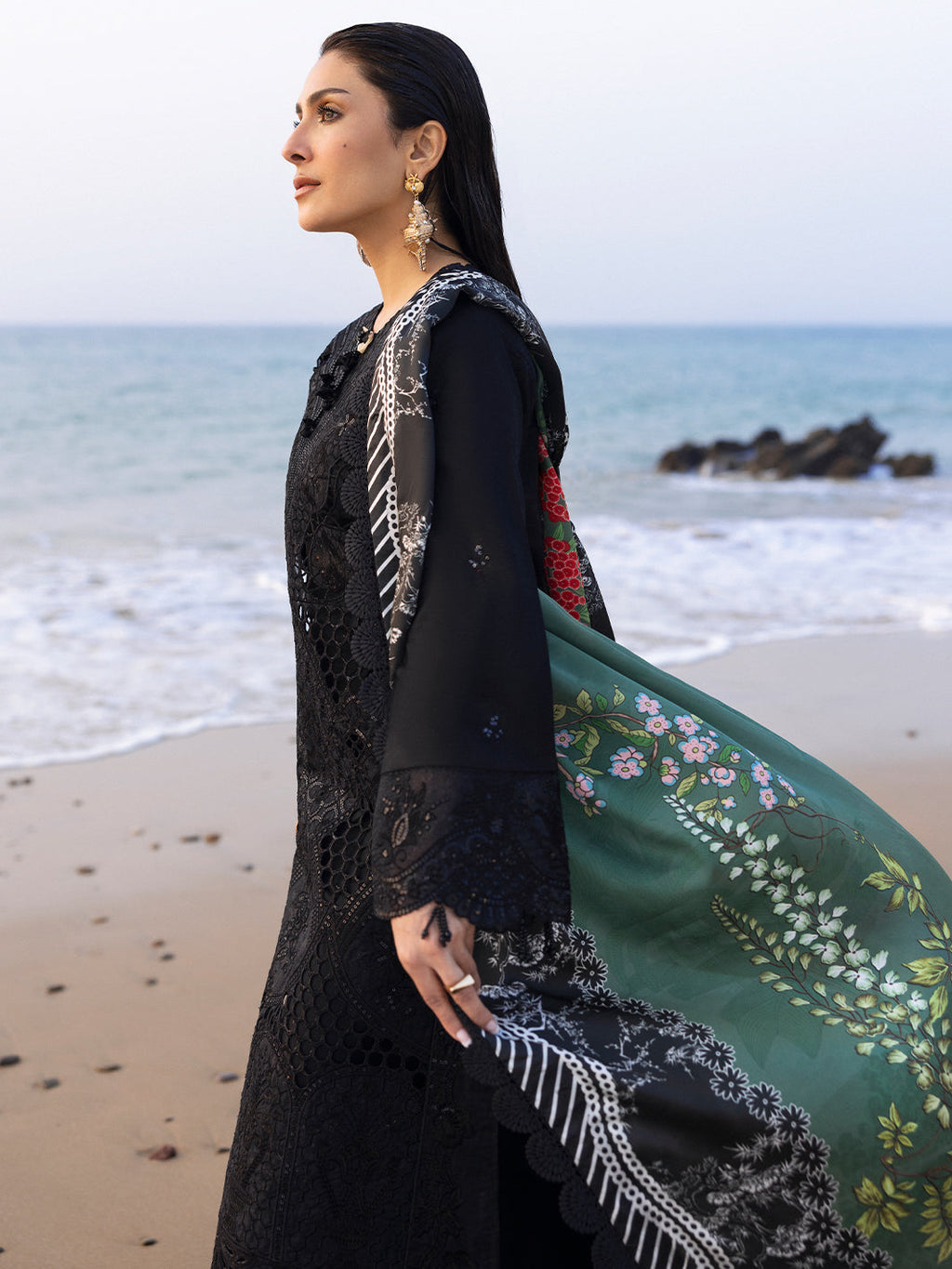 Mahnur | Sirena Luxury Lawn 25 | Sierra - Riwayat-e-Khas