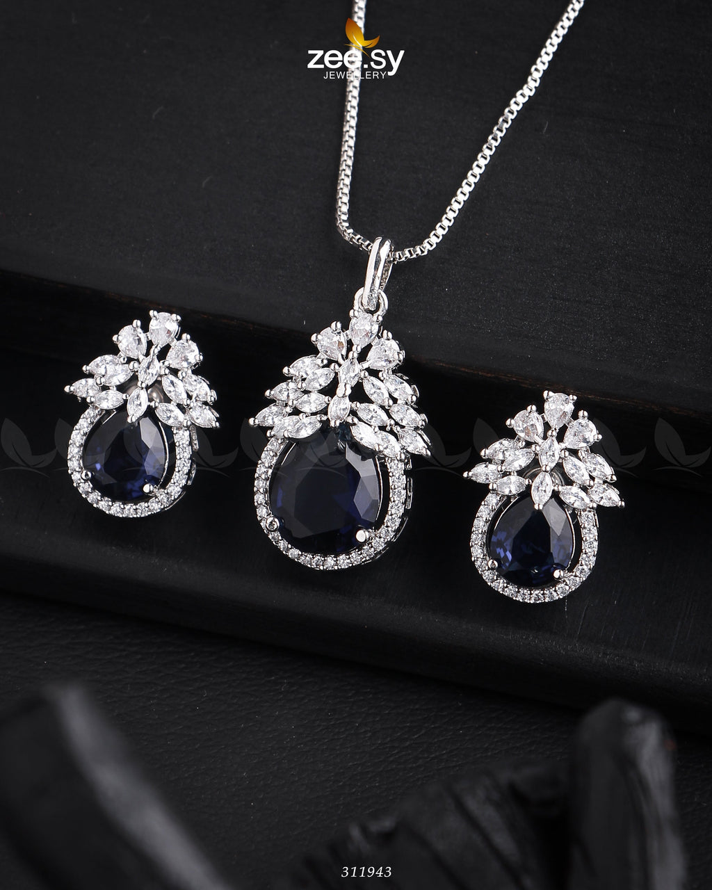 Zara's Pendant Set - Libasekhas