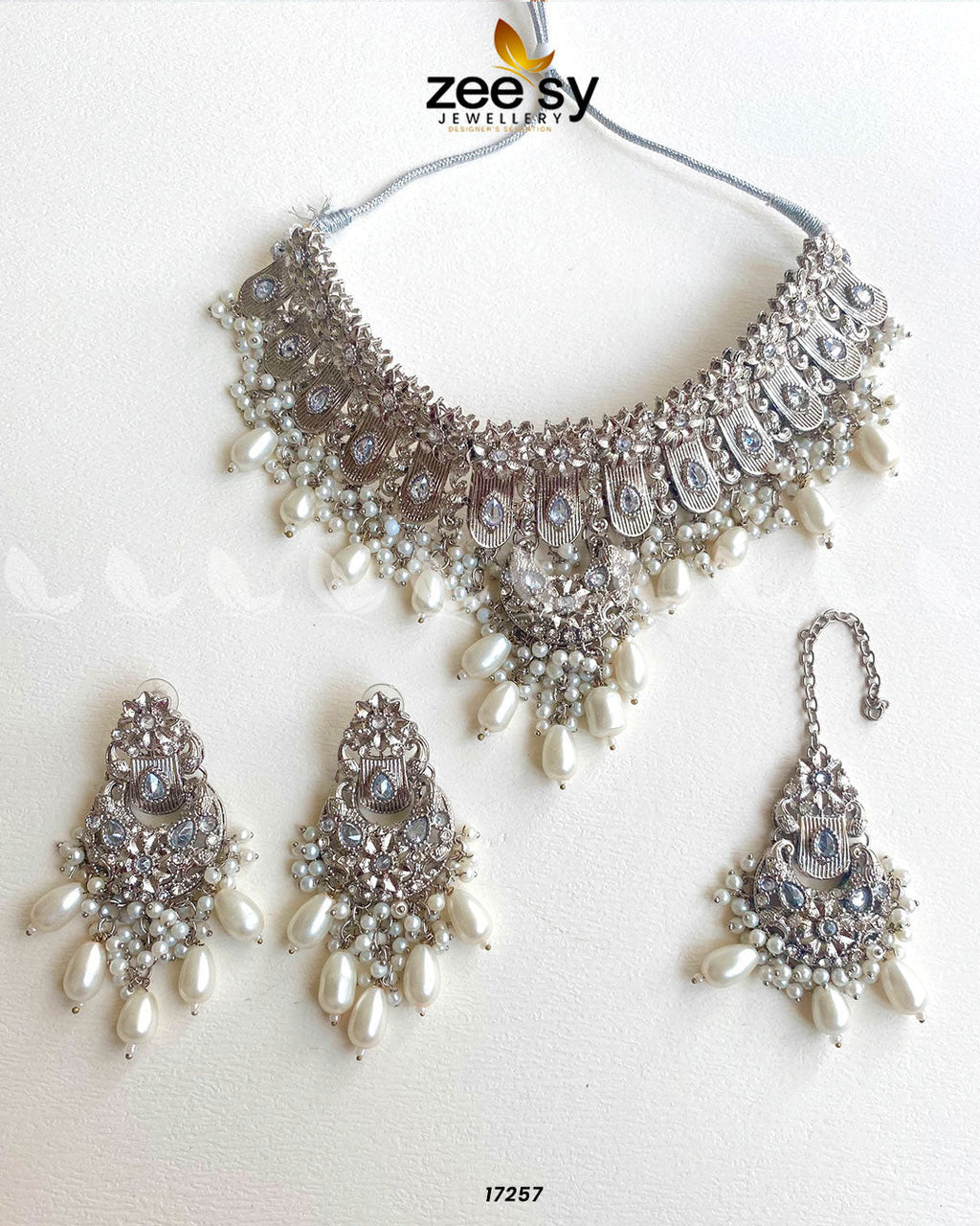 Solitaire Necklace - Libasekhas