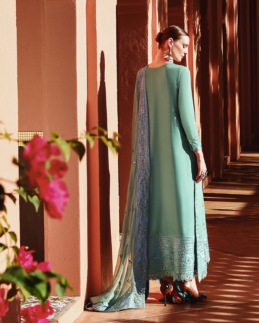 Mushq | Nuvera Raw Silk 26 | Sybil