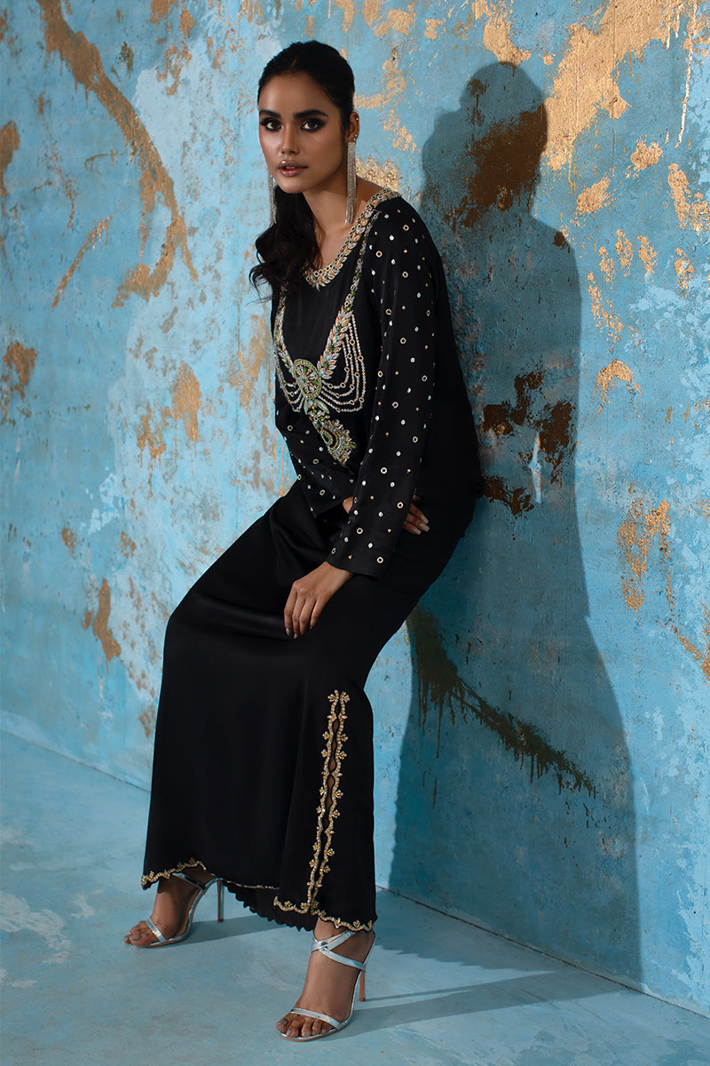 Wardha Saleem | Luxury Pret Fusion Wear | BELLE - KAFTAN - Riwayat-e-Khas