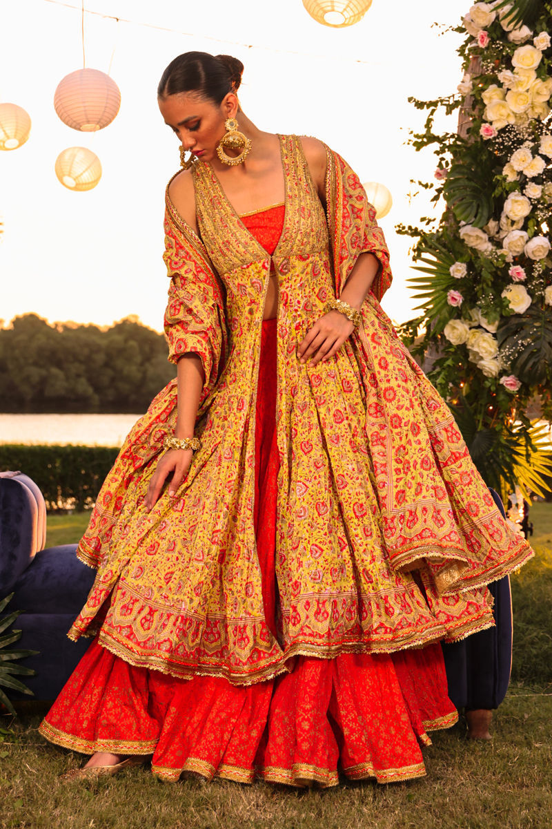 The Pink Tree Company | Wedding Wear | HEAD OVER HEELS - Riwayat-e-Khas