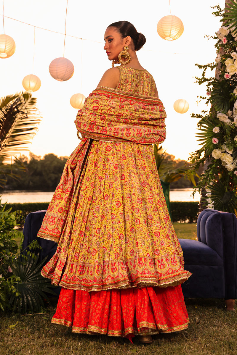 The Pink Tree Company | Wedding Wear | HEAD OVER HEELS - Riwayat-e-Khas