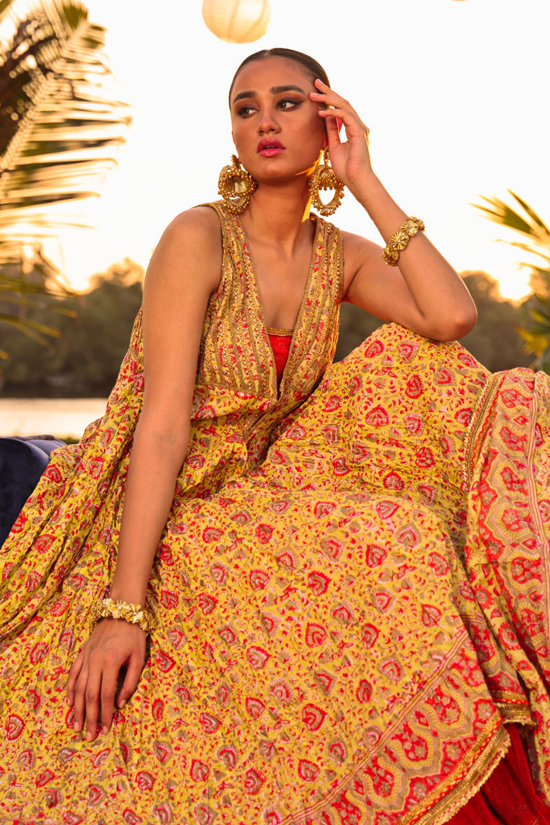 The Pink Tree Company | Wedding Wear | HEAD OVER HEELS - Riwayat-e-Khas