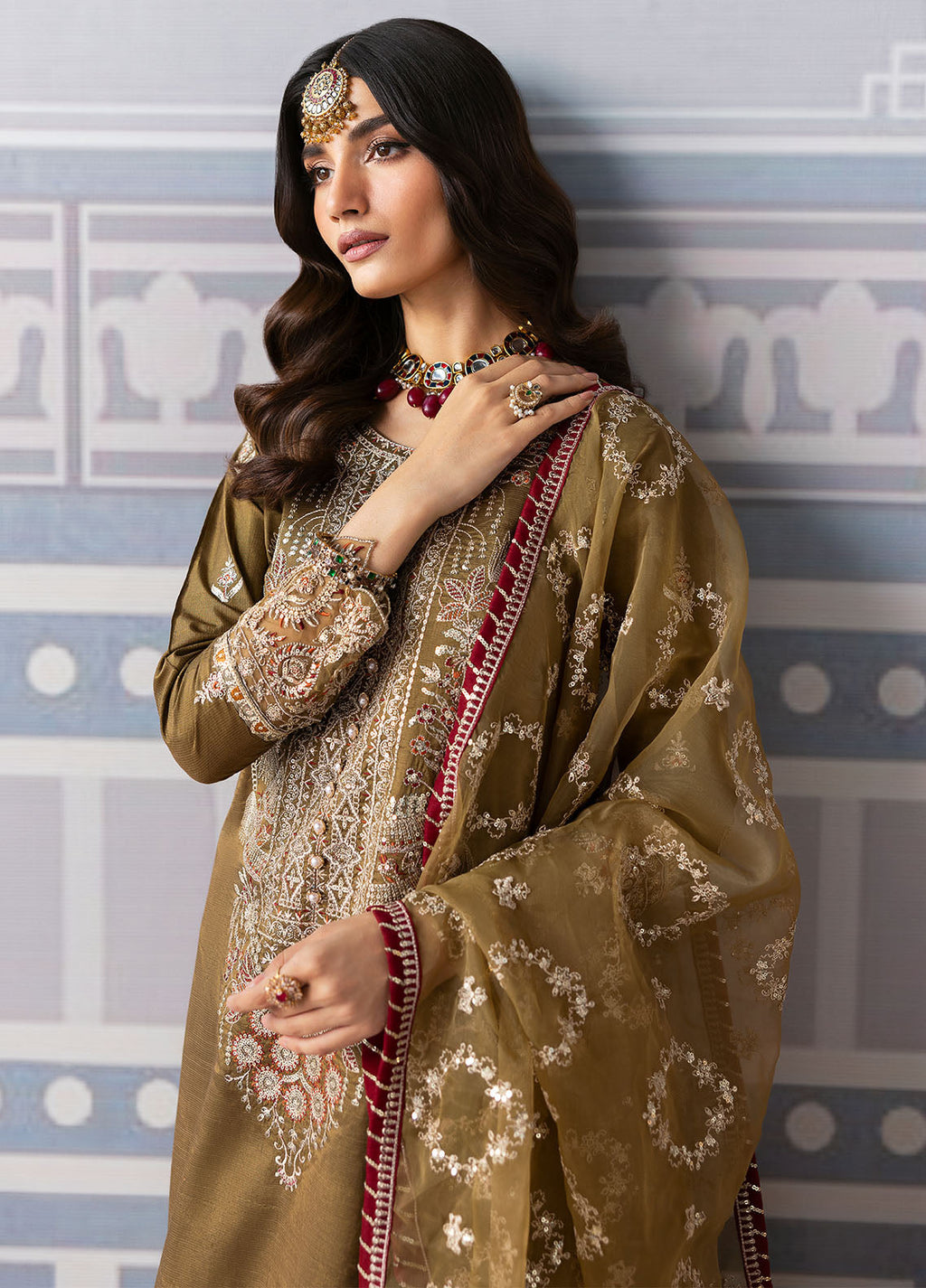 Sahane | There She Glows  | TSG-02 Olivine - There She Glows - Riwayat-e-Khas