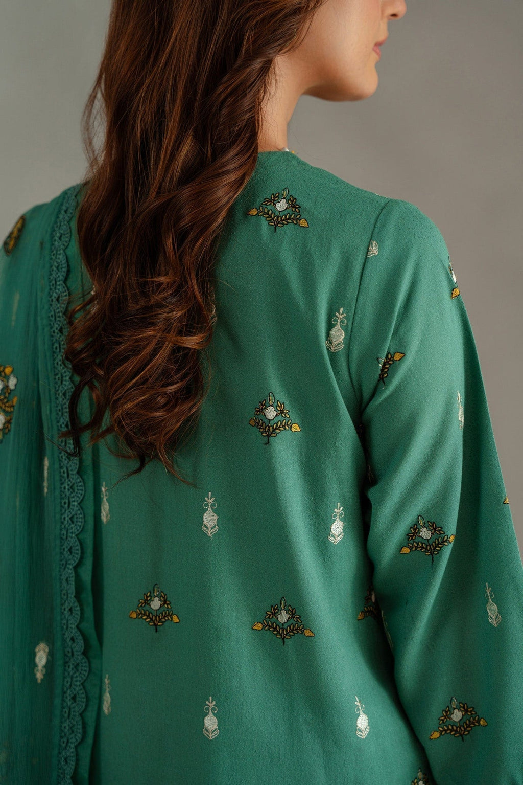 Taana Baana | Manzil Winter |  M3406B - Riwayat-e-Khas
