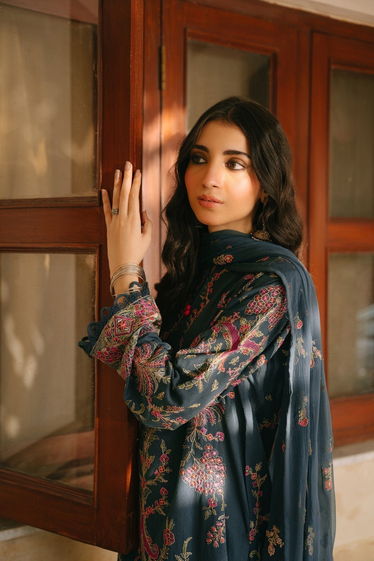 Taana Baana | Manzil Winter |  B3398 - Riwayat-e-Khas