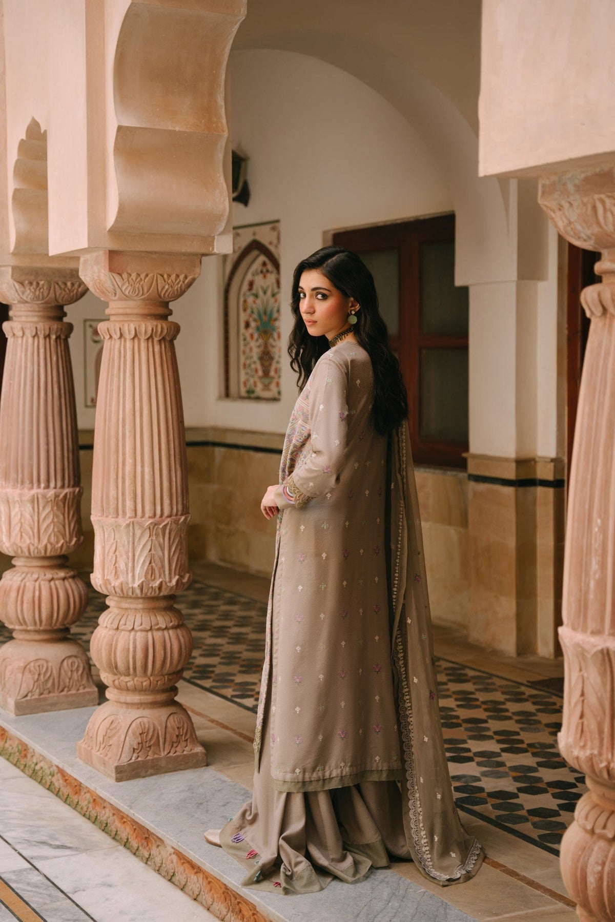 Taana Baana | Manzil Winter |  B3400B - Riwayat-e-Khas