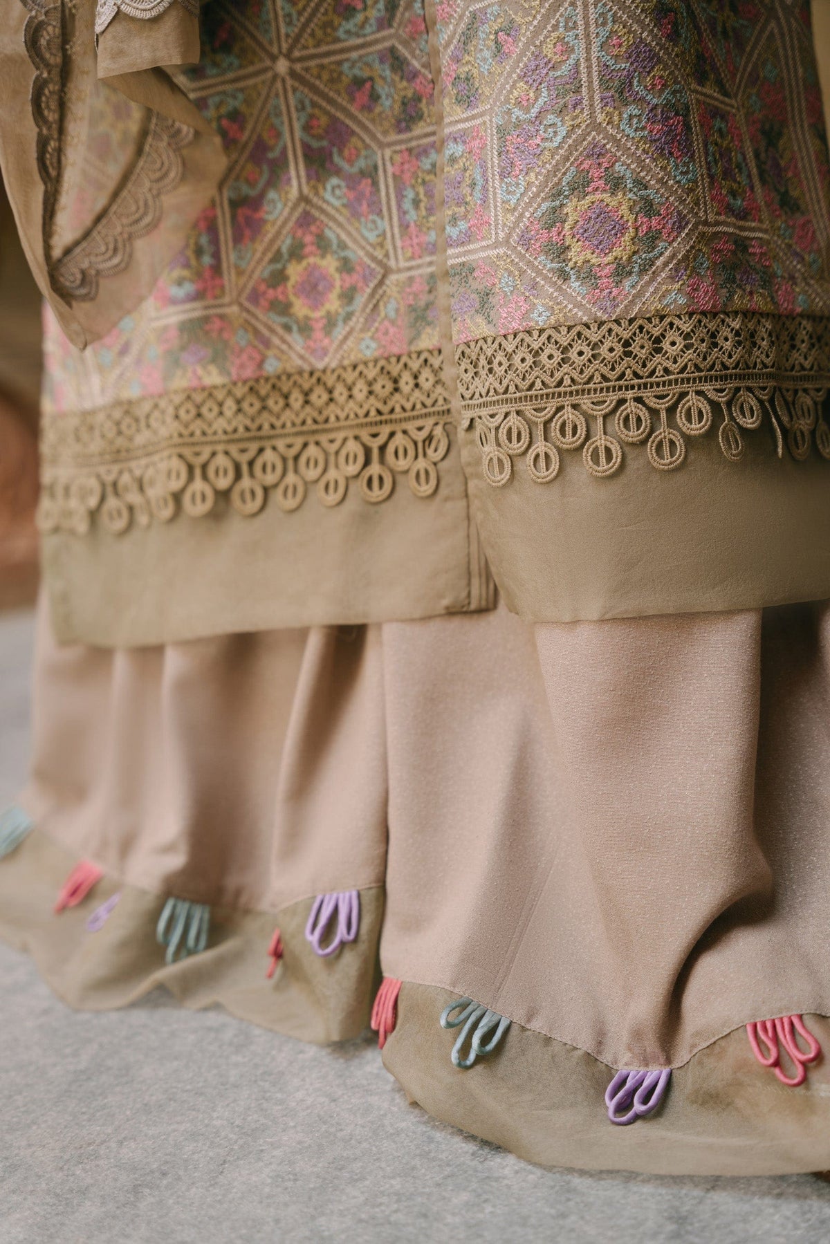 Taana Baana | Manzil Winter |  B3400B - Riwayat-e-Khas