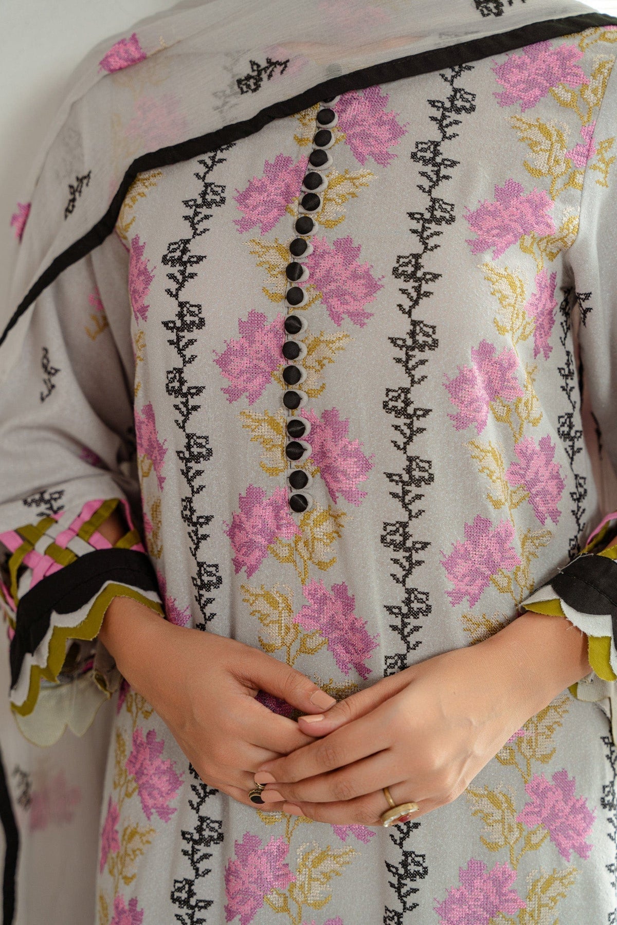 Taana Baana | Manzil Winter |  C3409B - Riwayat-e-Khas