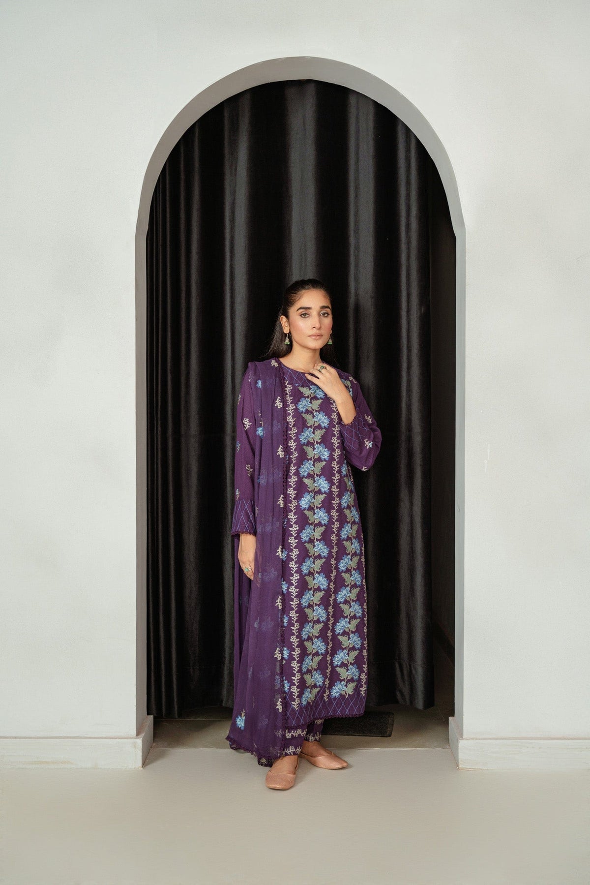 Taana Baana | Manzil Winter |  C3409A - Riwayat-e-Khas