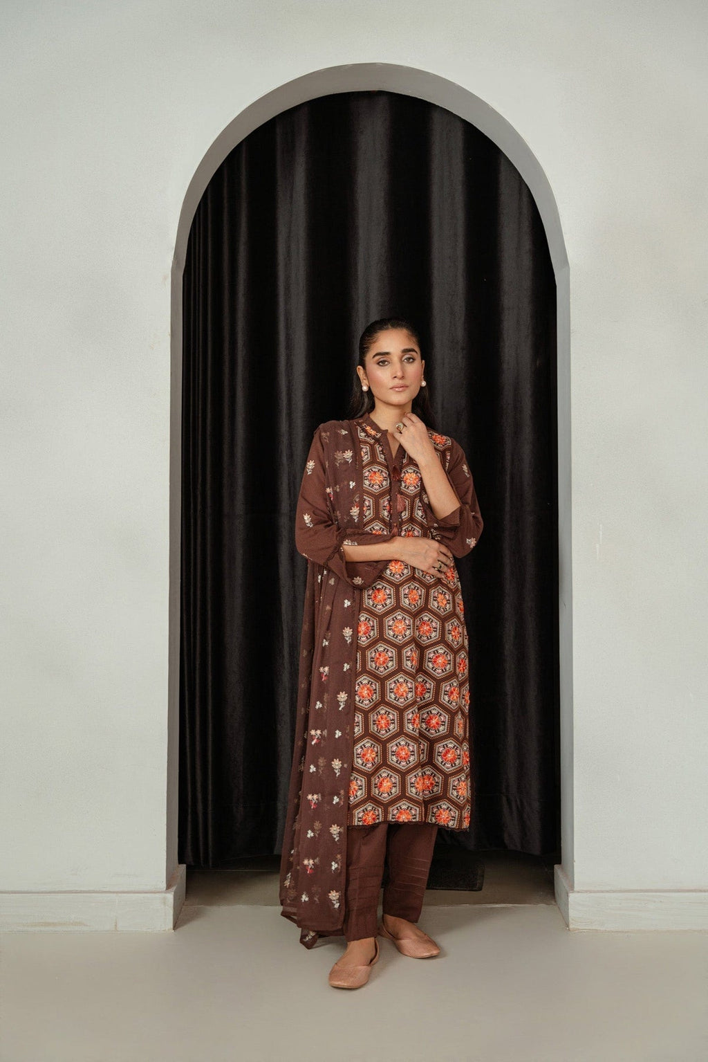 Taana Baana | Manzil Winter |  M3403B - Riwayat-e-Khas