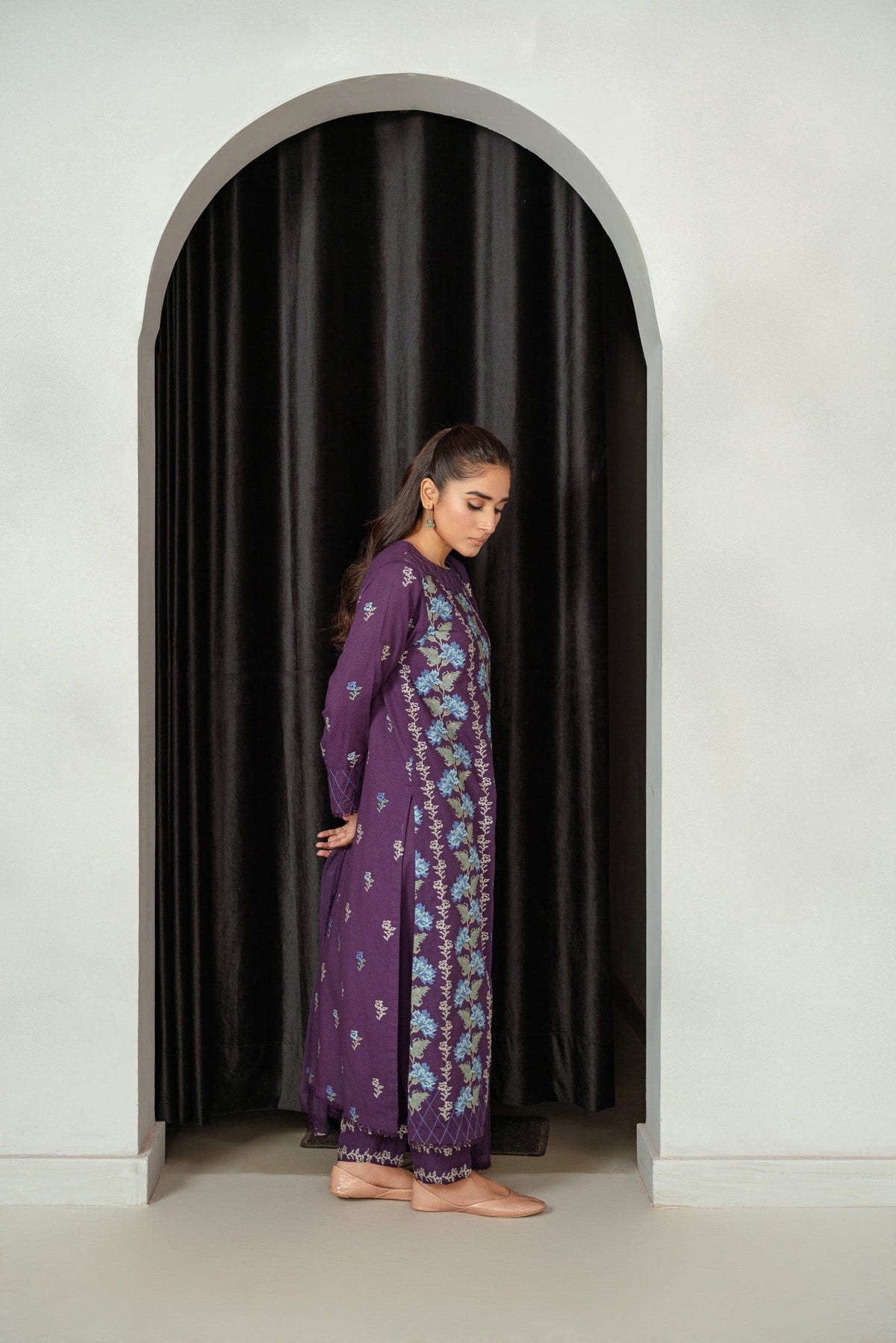 Taana Baana | Manzil Winter |  C3409A - Riwayat-e-Khas