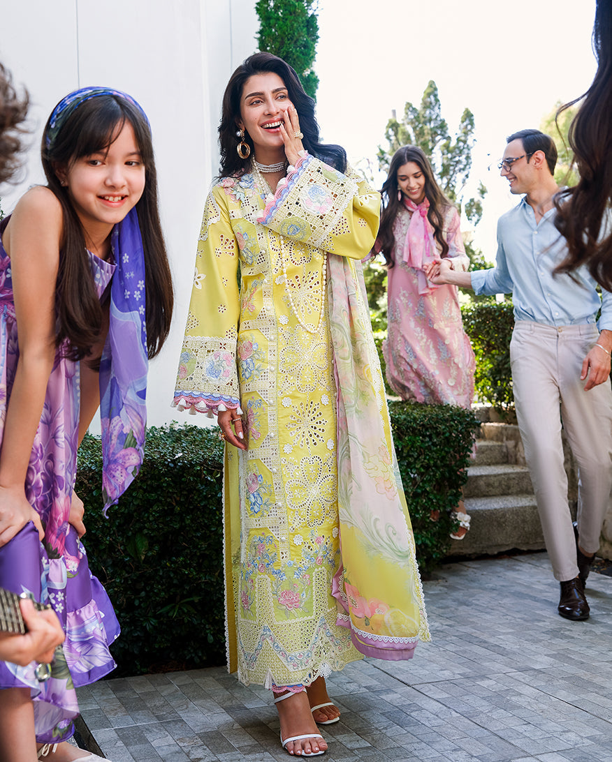 Mushq | Amoi Luxury Lawn | Tender Whisper