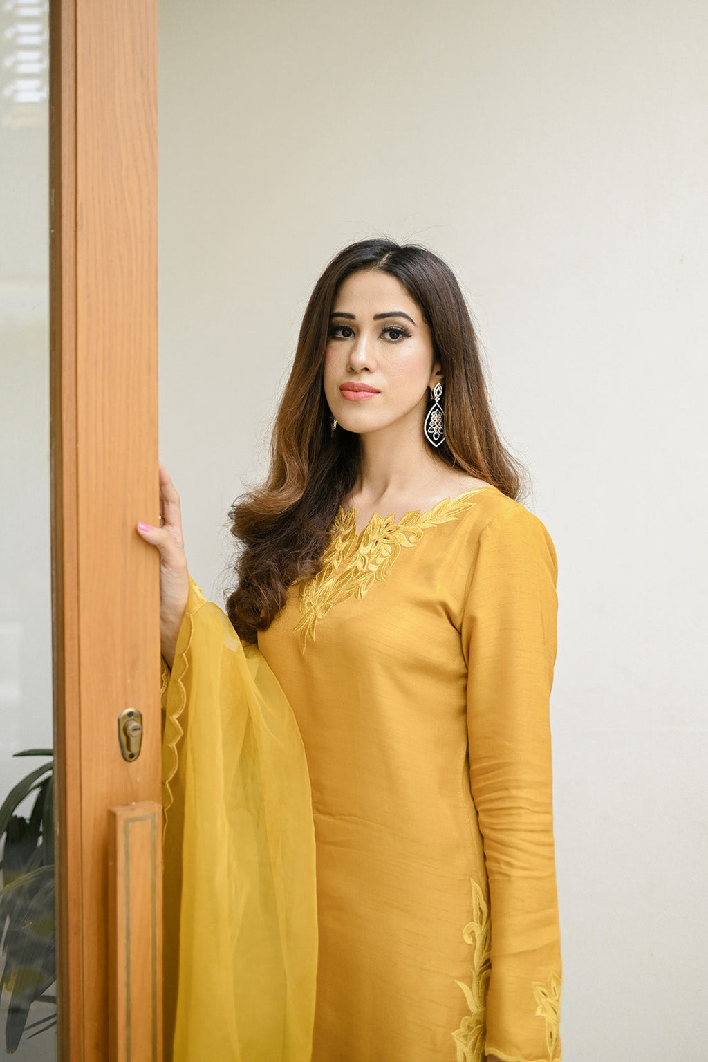 Leon | Leon Luxe Collection | NAZ - Riwayat-e-Khas