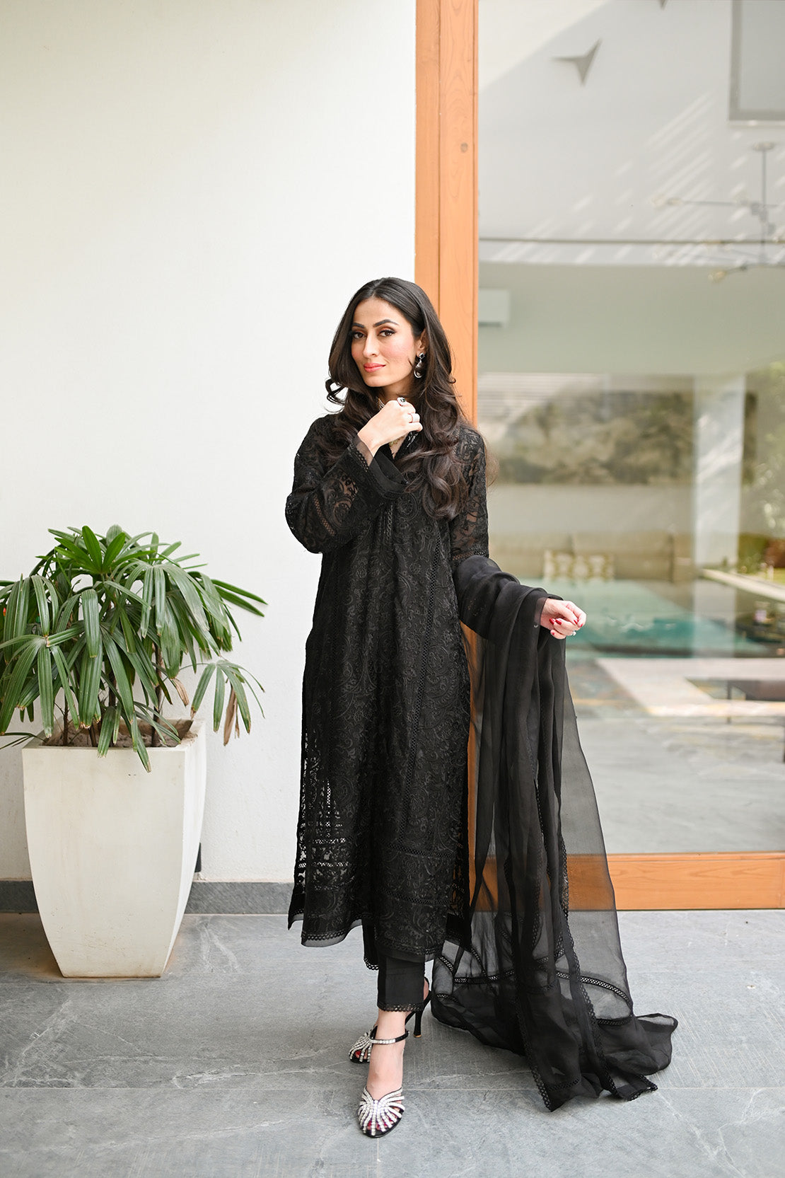 Leon | Leon Luxe Collection | NIGAR - Riwayat-e-Khas