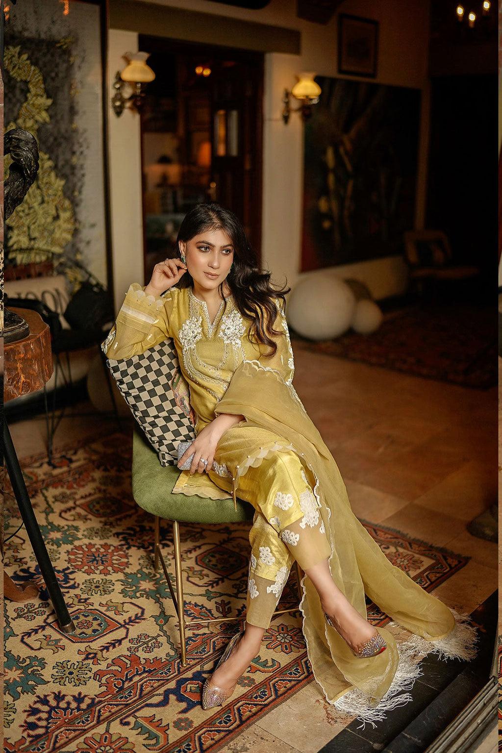 Leon | Leon Luxe Collection | ROSA BLANCA - Riwayat-e-Khas