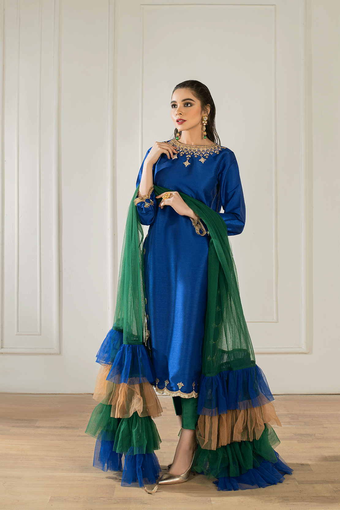 Leon | Leon Luxe Collection | NAIRANG - Riwayat-e-Khas