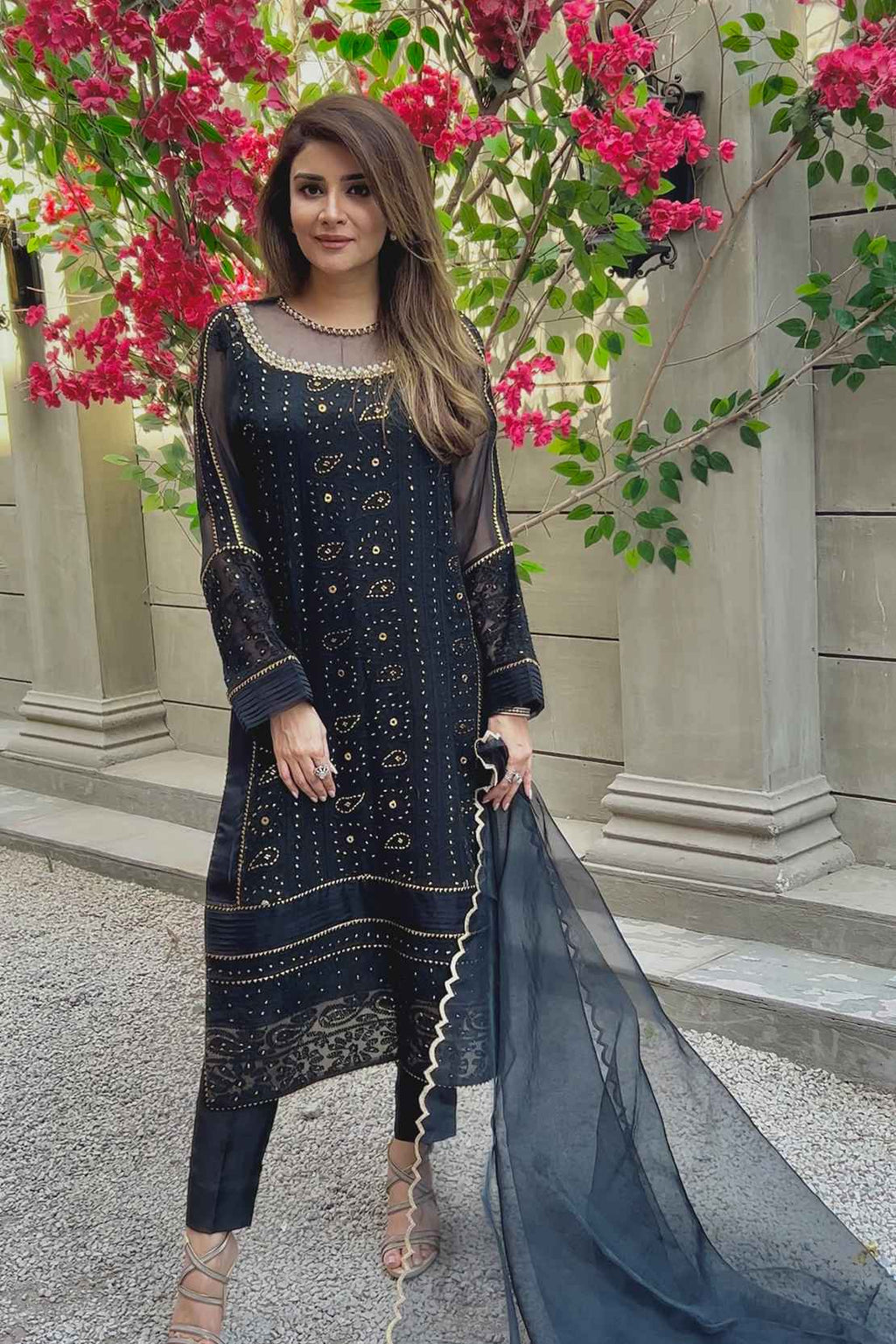 Leon | Leon Luxe Collection | RAVEN - Riwayat-e-Khas