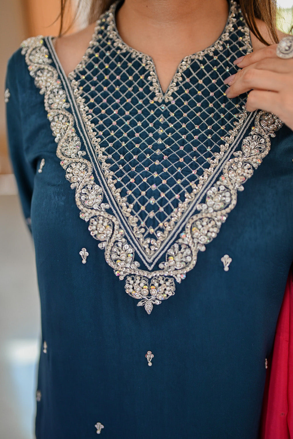 Leon | Leon Luxe Collection | ZOHRA - Riwayat-e-Khas