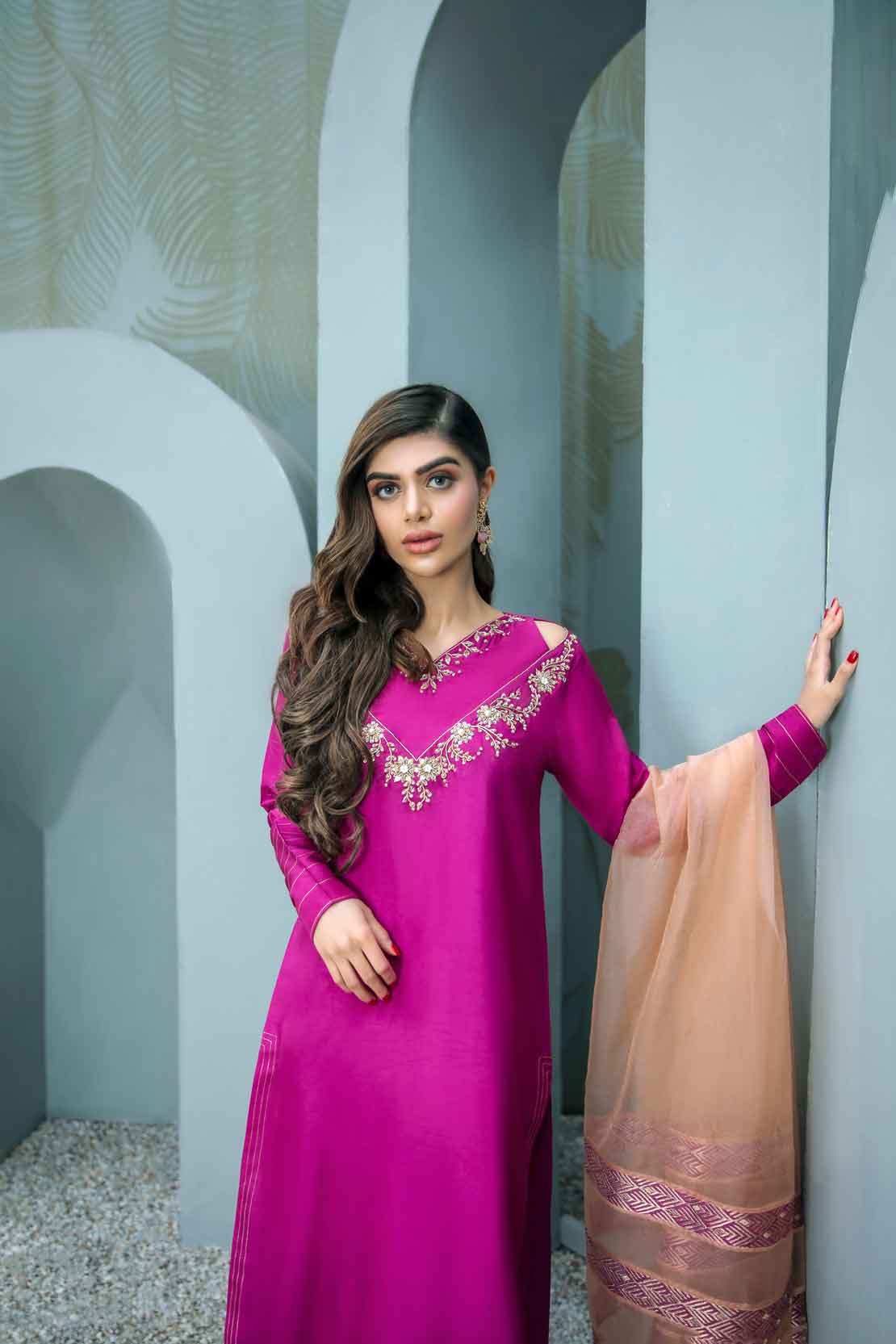 Leon | Leon Luxe Collection | MERAKI - Riwayat-e-Khas