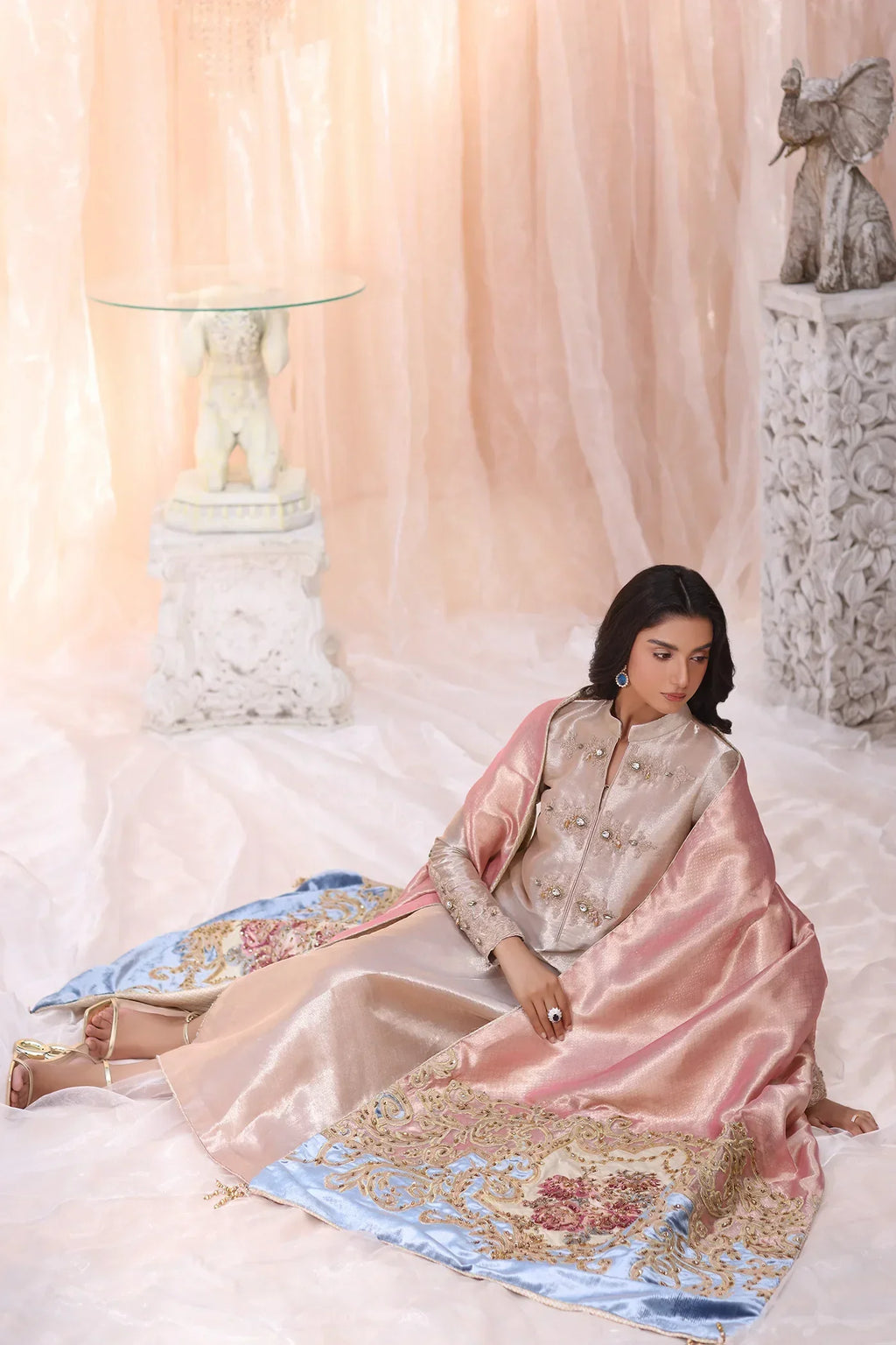 Musferah saad | The Serenade | The Queenƒ??s Tapestry