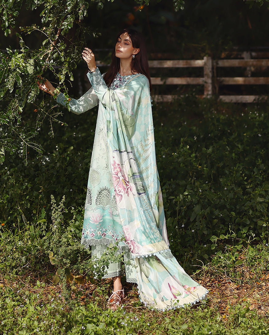 Mushq | Solace | Ombre Chikankari | Tranquil Muse