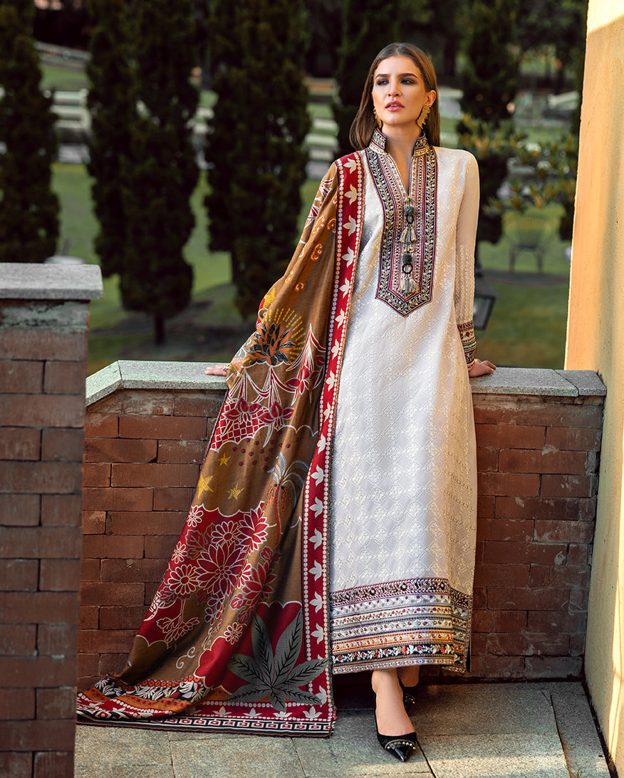Mushq | Winter Broadway 25 |  Tuscan Dawn