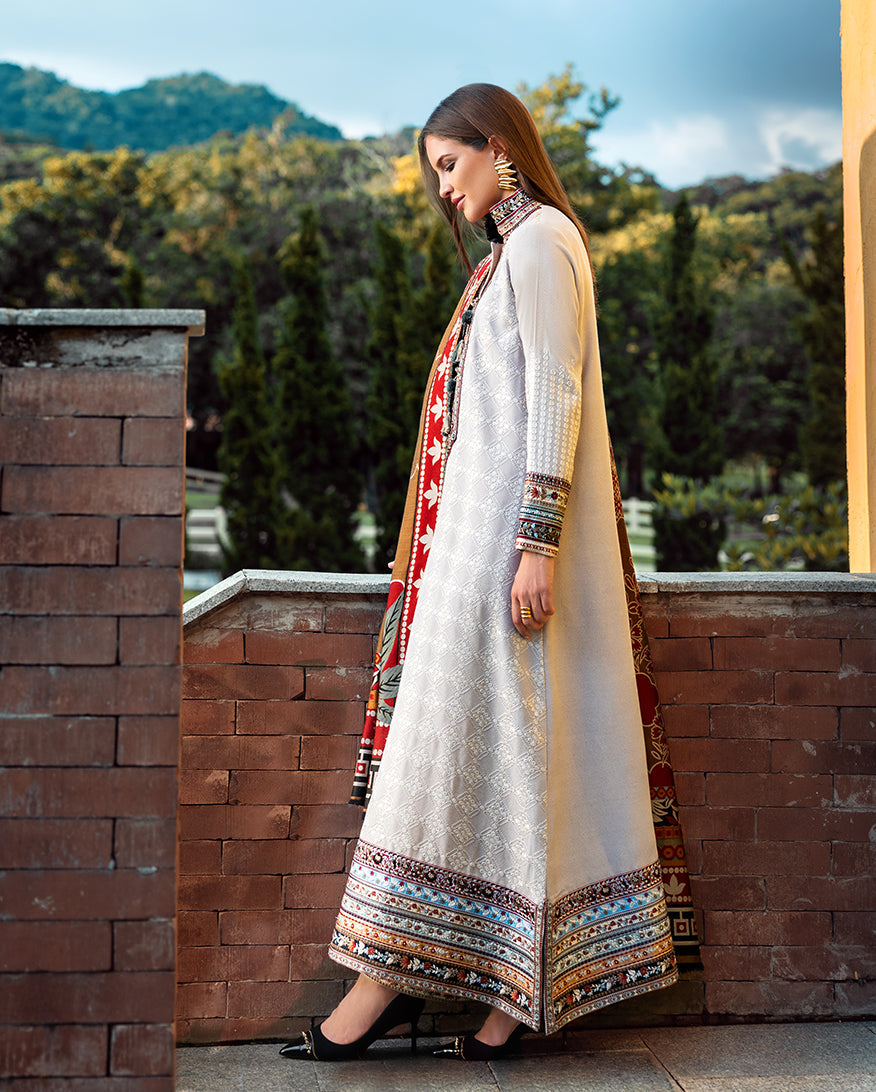 Mushq | Winter Broadway 25 |  Tuscan Dawn