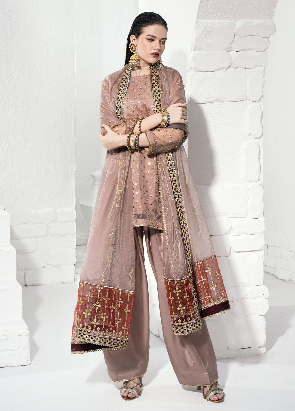 Sahane | Savoir Luxury Formals | CT-140001 Lirio - Savoir - Riwayat-e-Khas