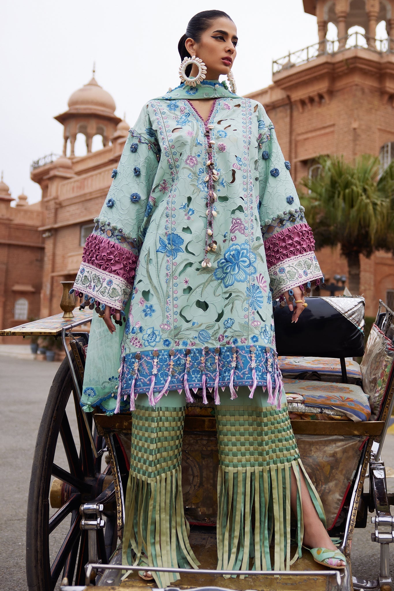 Elan | Luxury Lawn 25 | AMARA (EL25-09 B)
