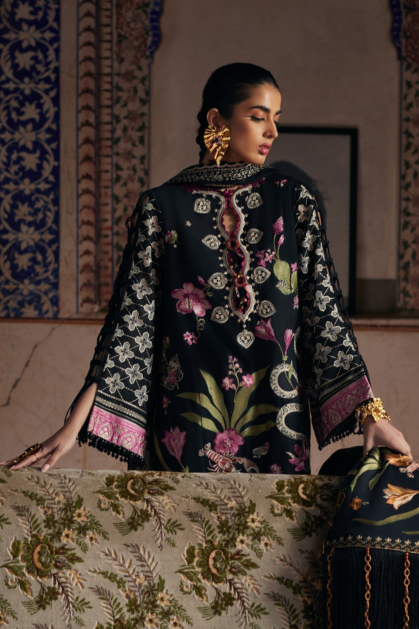 Elan | Luxury Lawn 25 | AZUREH (EL25-04 A)