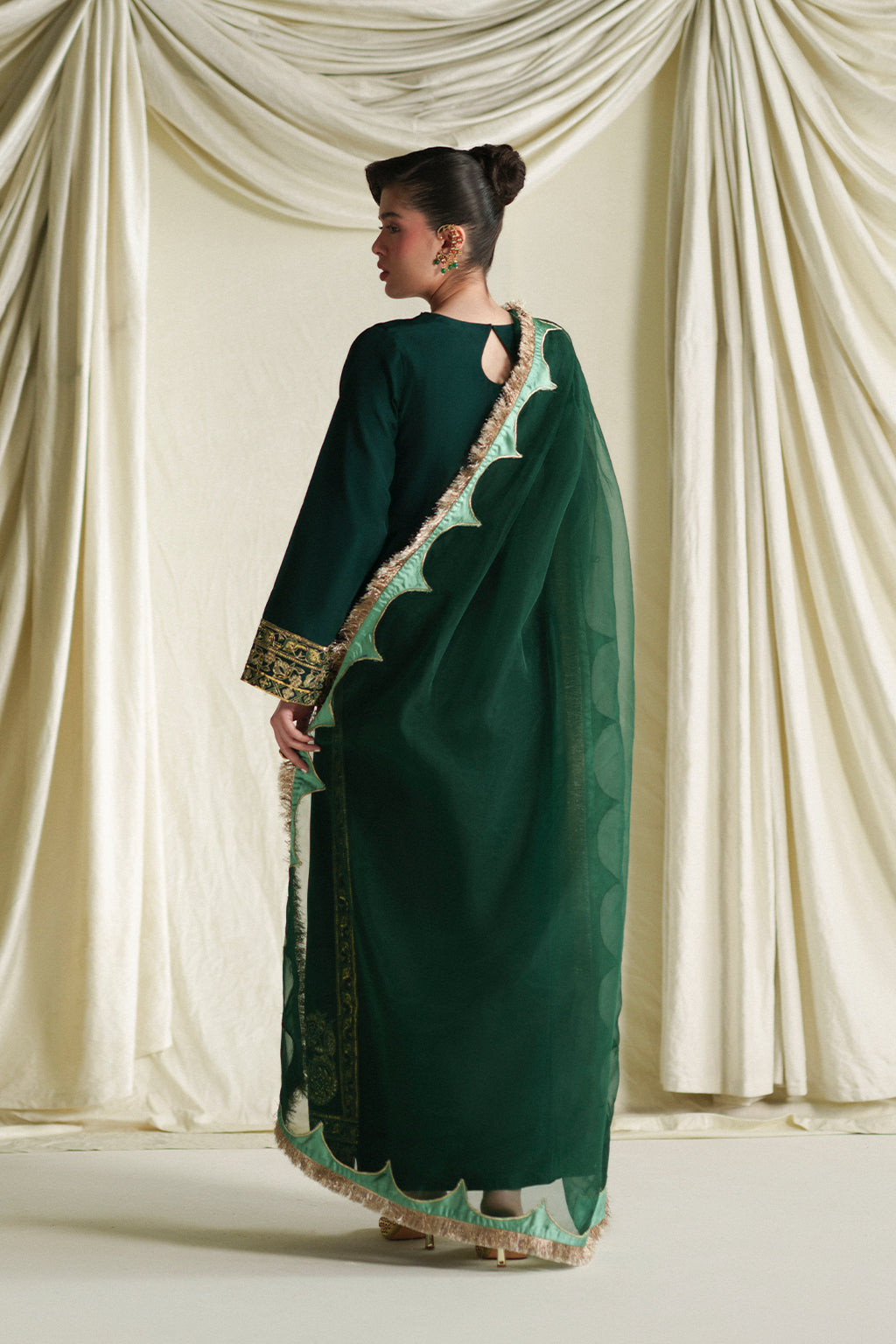 Vanya | The Regal Edit | FF-77 - Riwayat e Khas