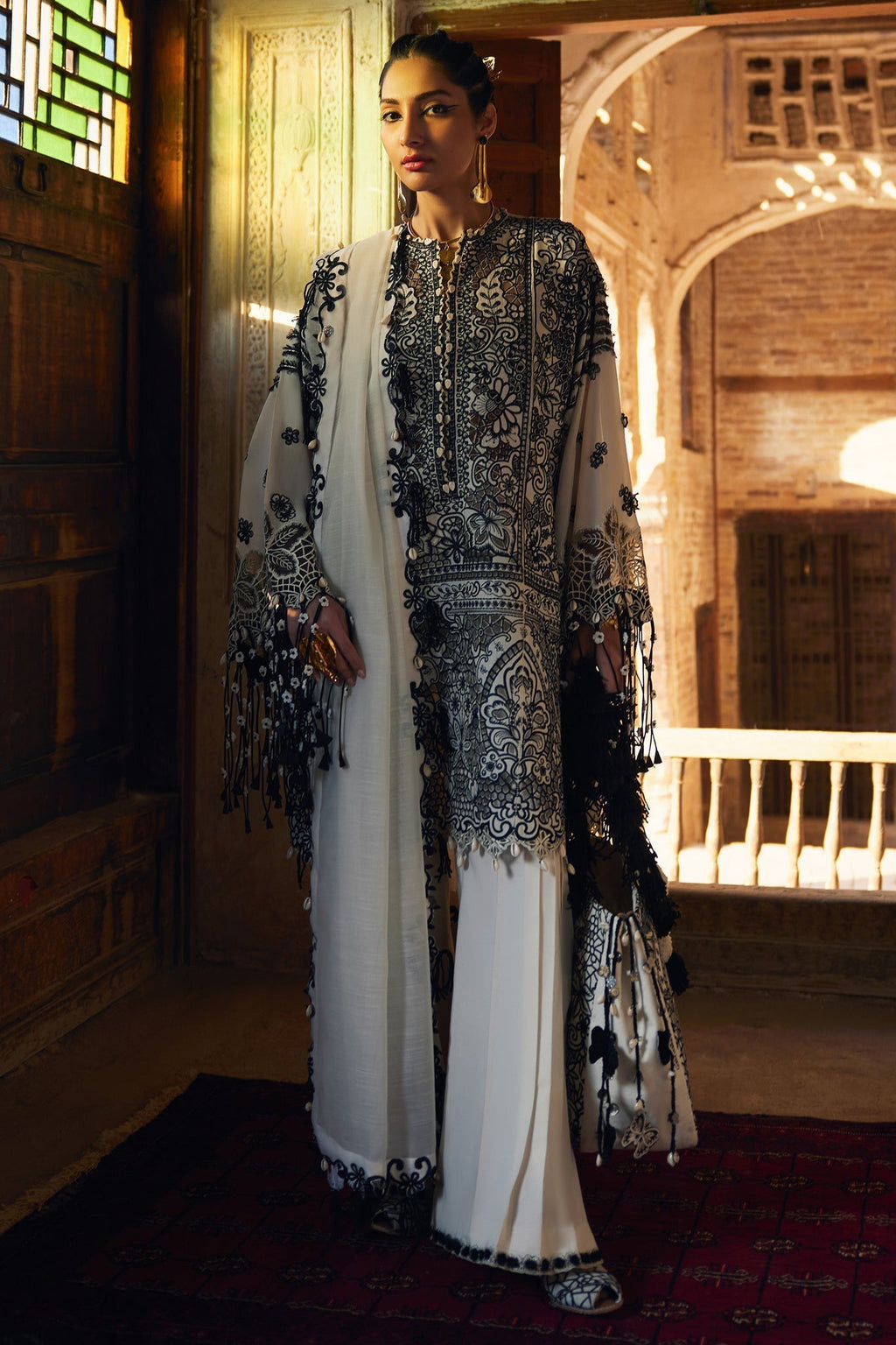 Elan | Luxury Lawn 25 | ISLA (EL25-02 B)