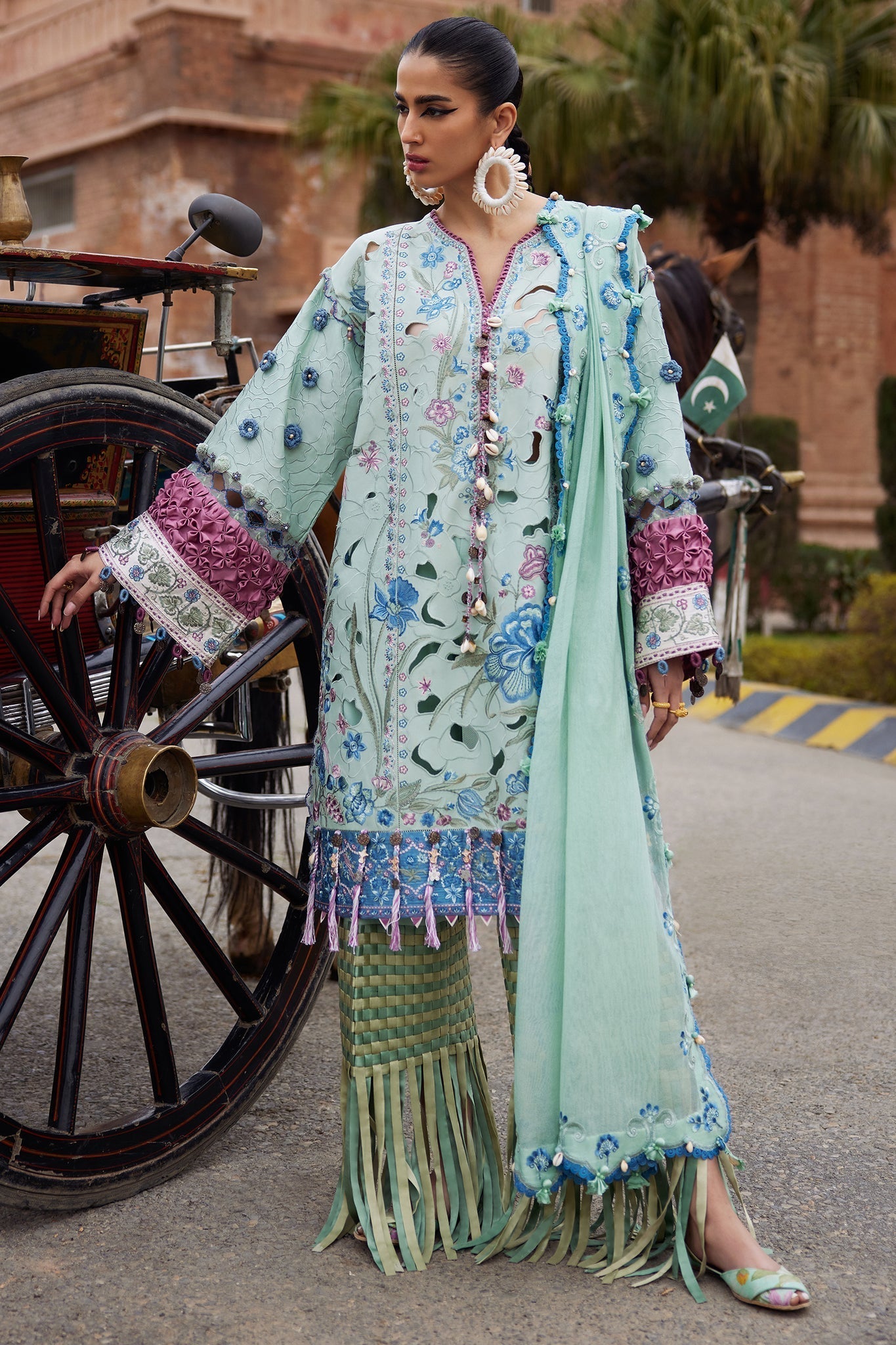 Elan | Luxury Lawn 25 | AMARA (EL25-09 B)