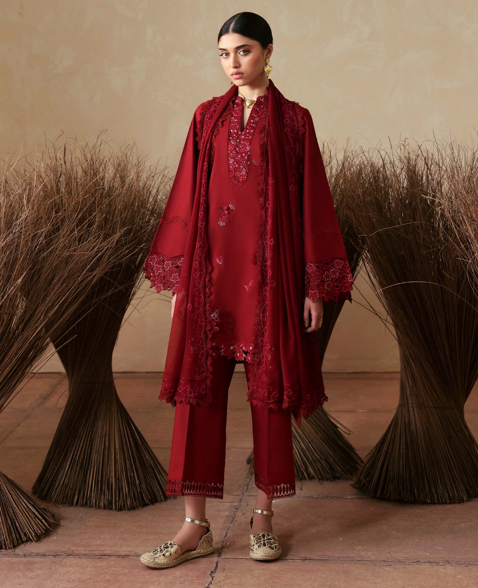 Republic Womenswear | Basic Vol 1'26 | Vermil