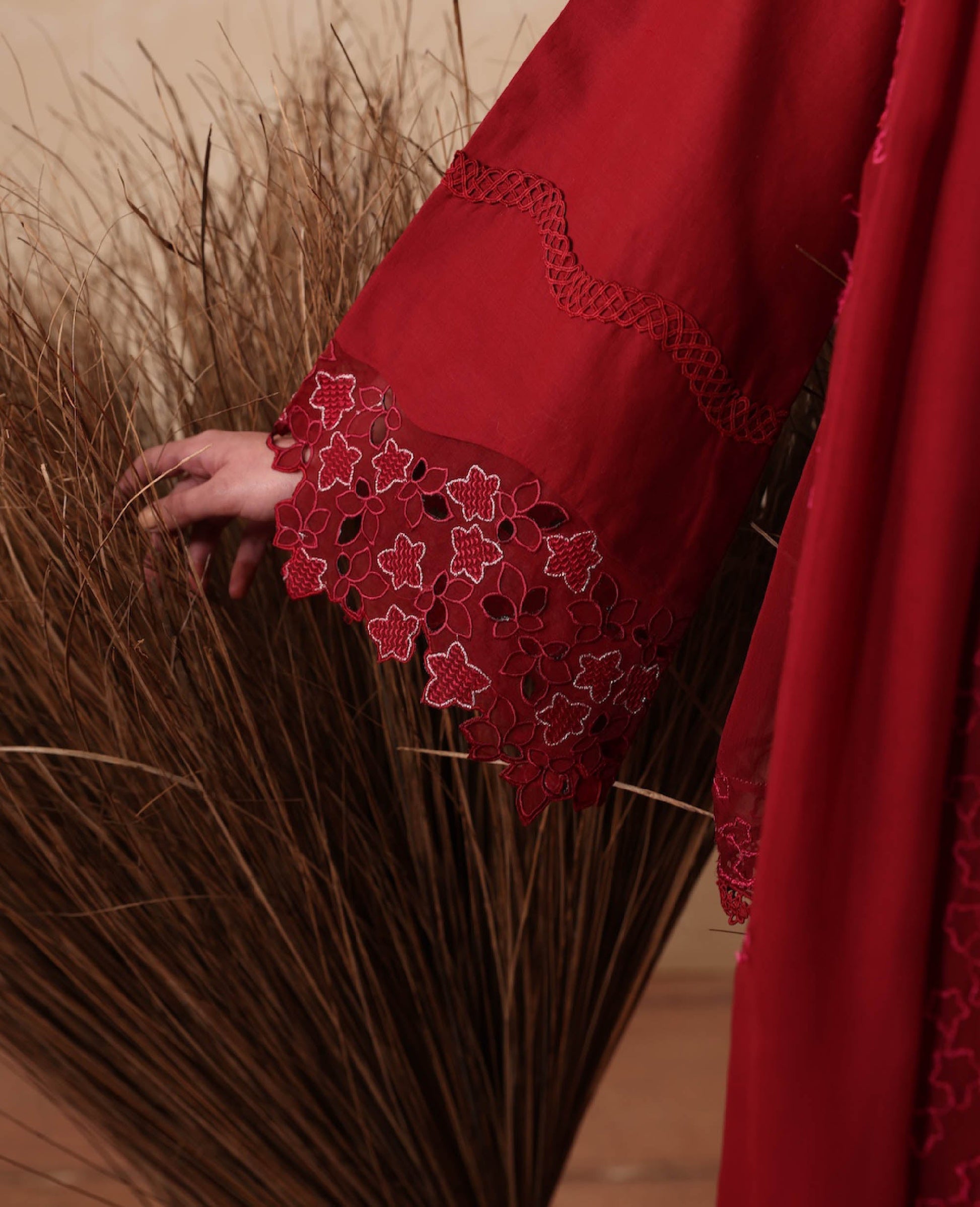 Republic Womenswear | Basic Vol 1'26 | Vermil