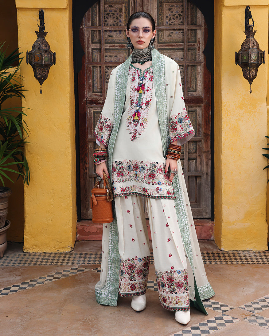 Mushq | Nuvera | Rawsilk | Vivienne Rose