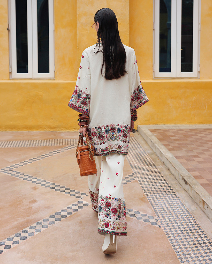 Mushq | Nuvera | Rawsilk | Vivienne Rose