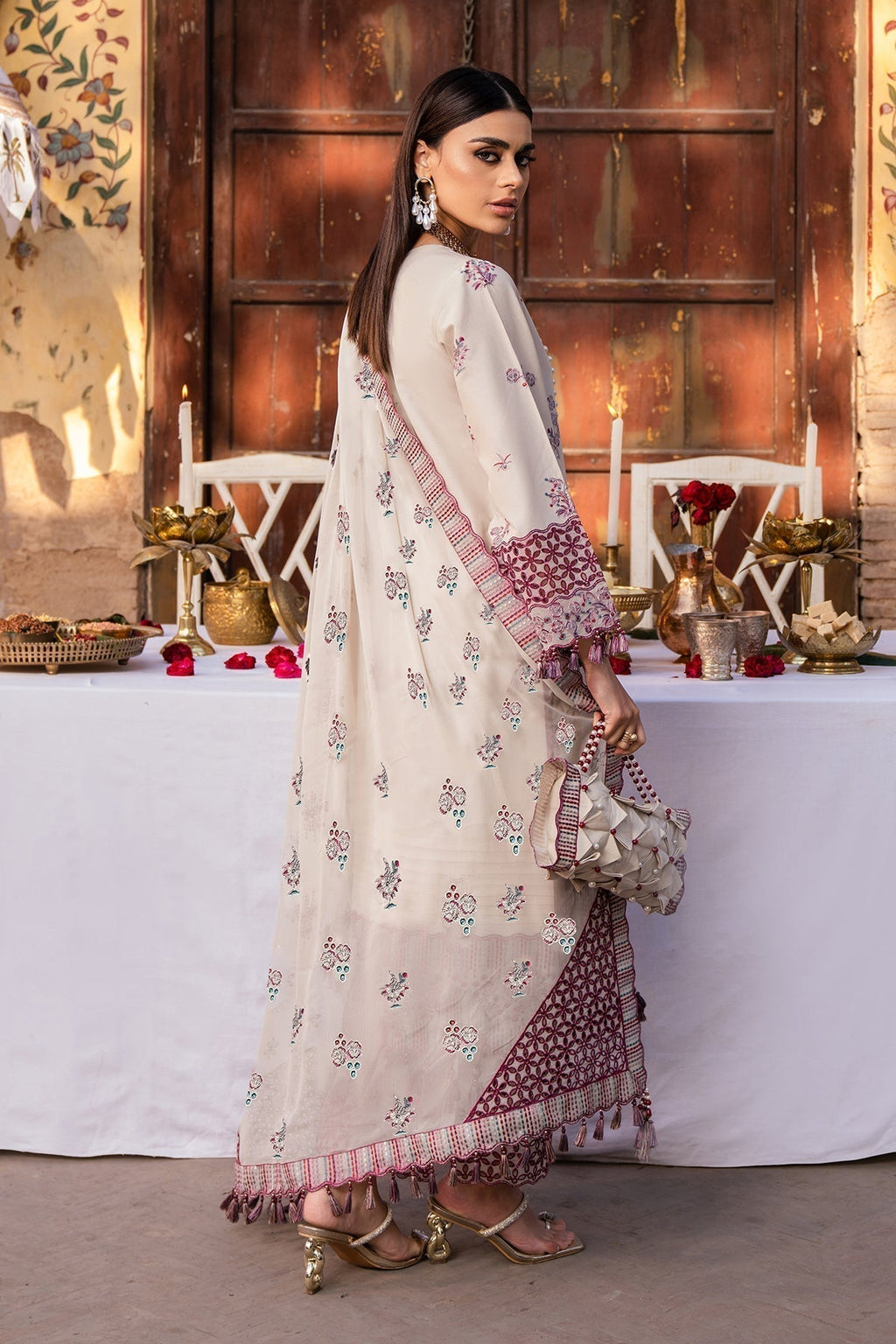 Alizeh | Rawayat Luxury Lawn 24 | Hayat - House Of Anaya