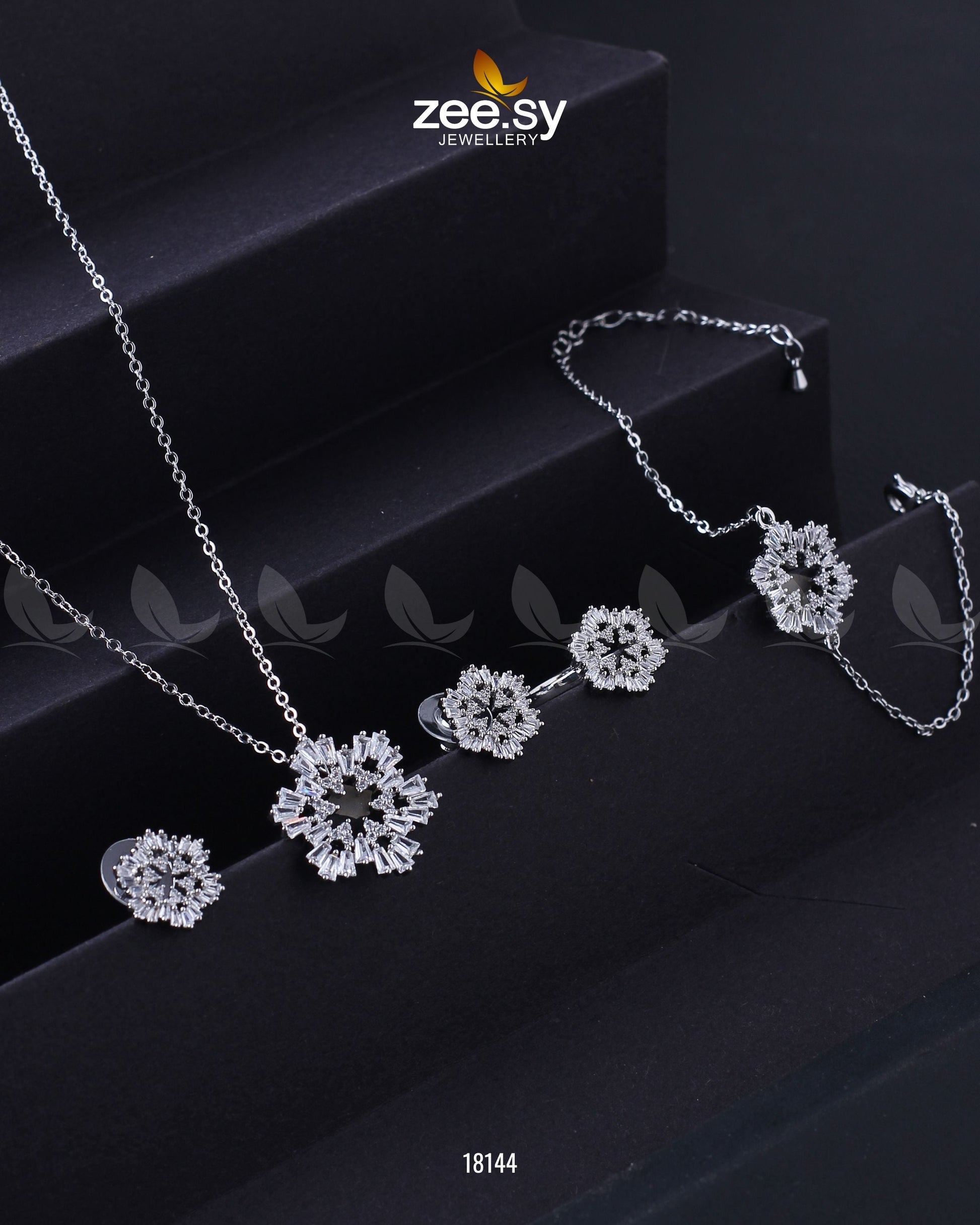 Snowflake Pendant Set - Libasekhas