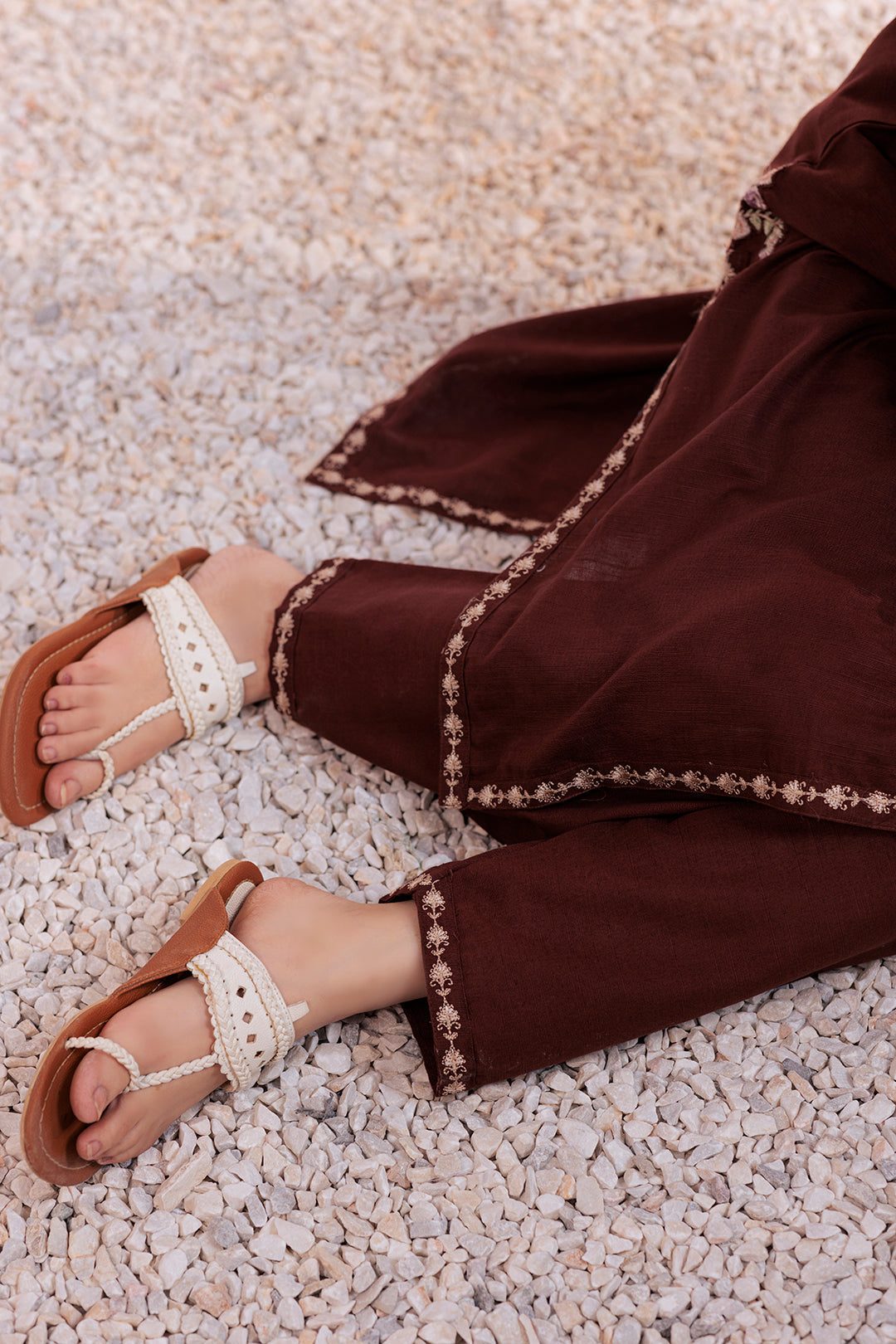 Zellbury | Winter Pret | Embroidered Kurta Trouser - 1290 - Libasekhas