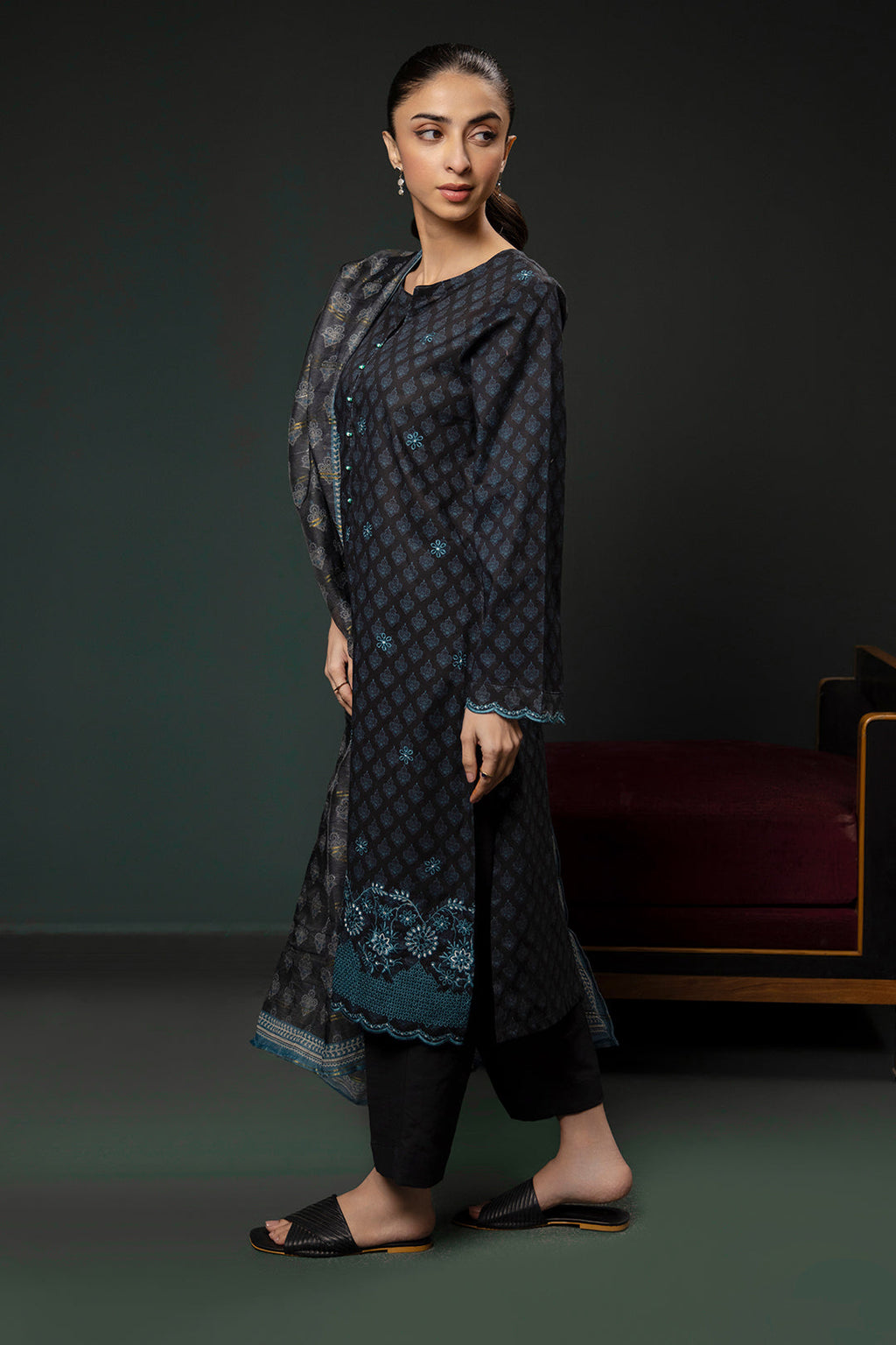 Zellbury | Summer Pret | Embroidered Kurta Dupatta Trouser - 2835 - Libasekhas